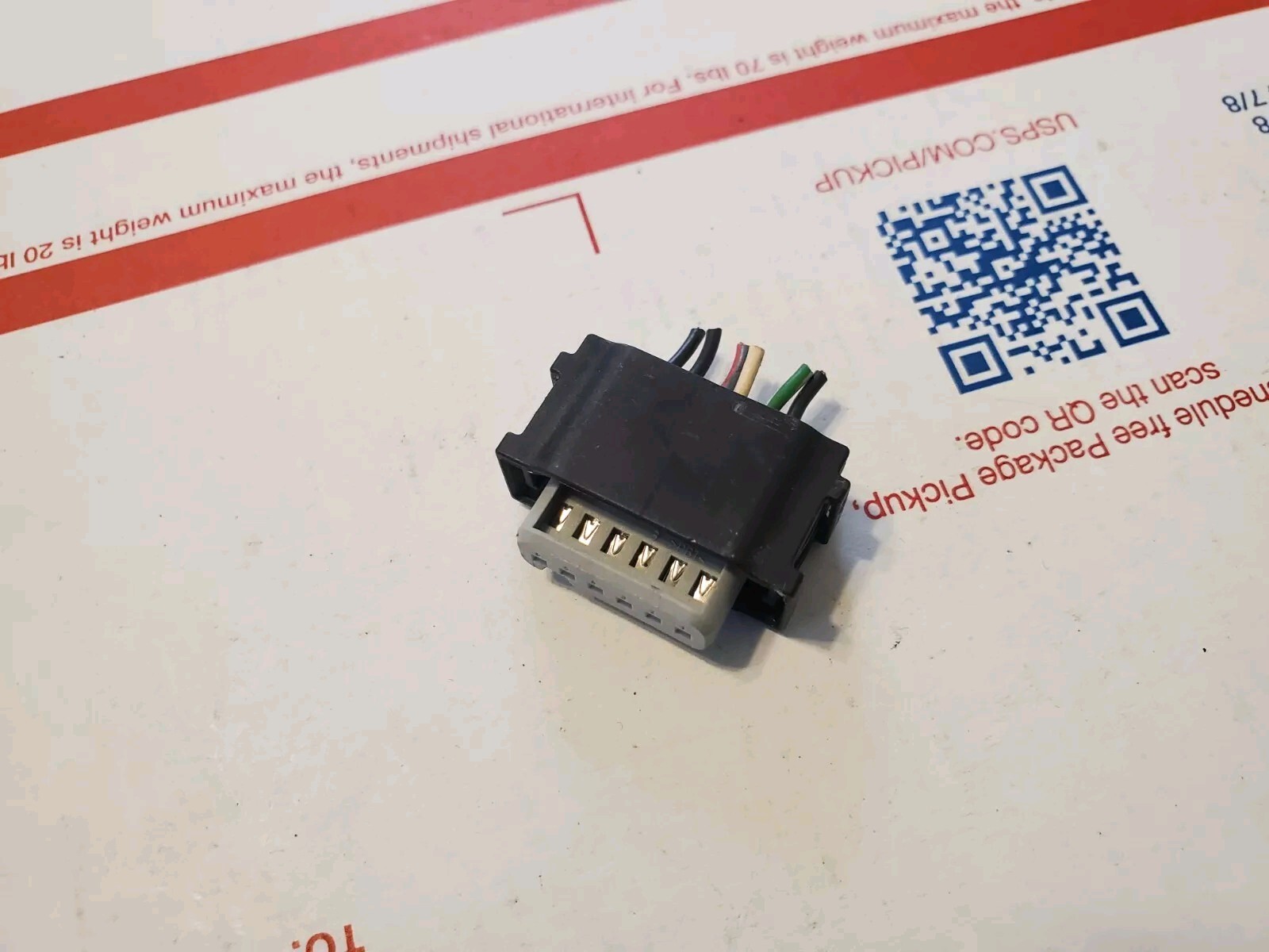 09-18 Dodge Blind Spot Sensor Connector  68252465AB 56038942A 6 WIRE PIGTAIL 3L8