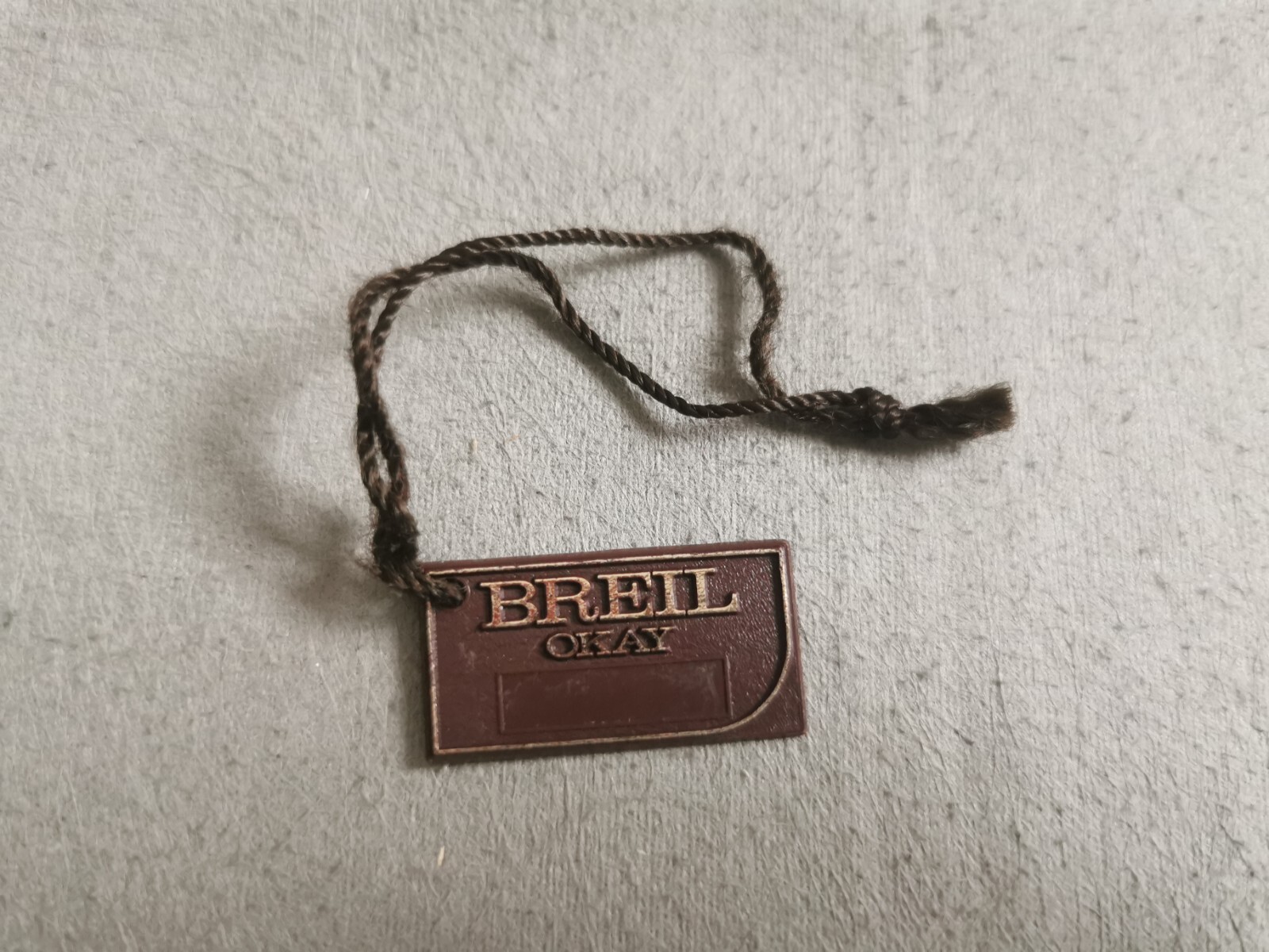 Breil vintage brown plastic tag good condition