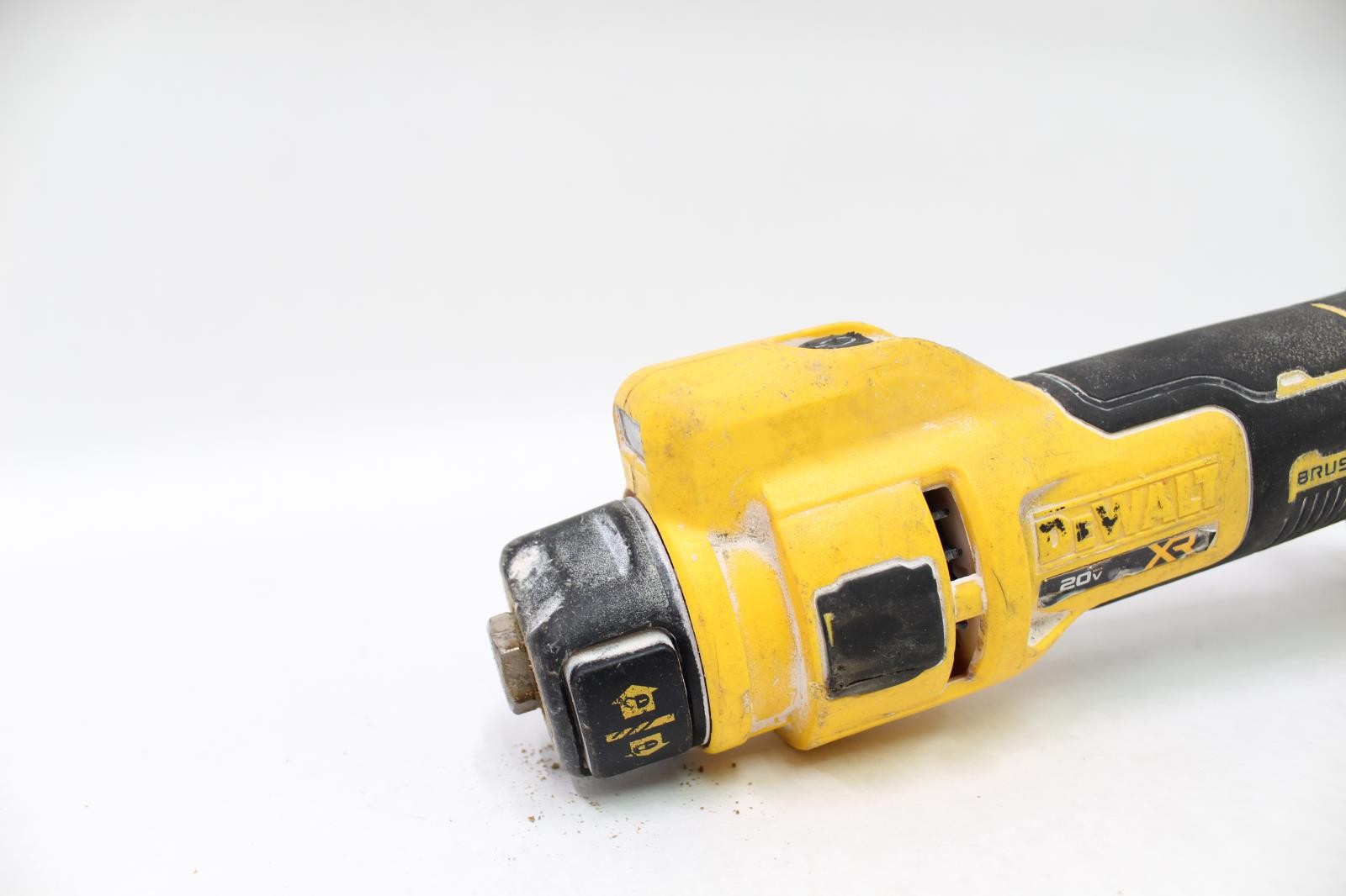 DEWALT DCE555 20V Cordless Rotary Drywall Cut-Out Tool