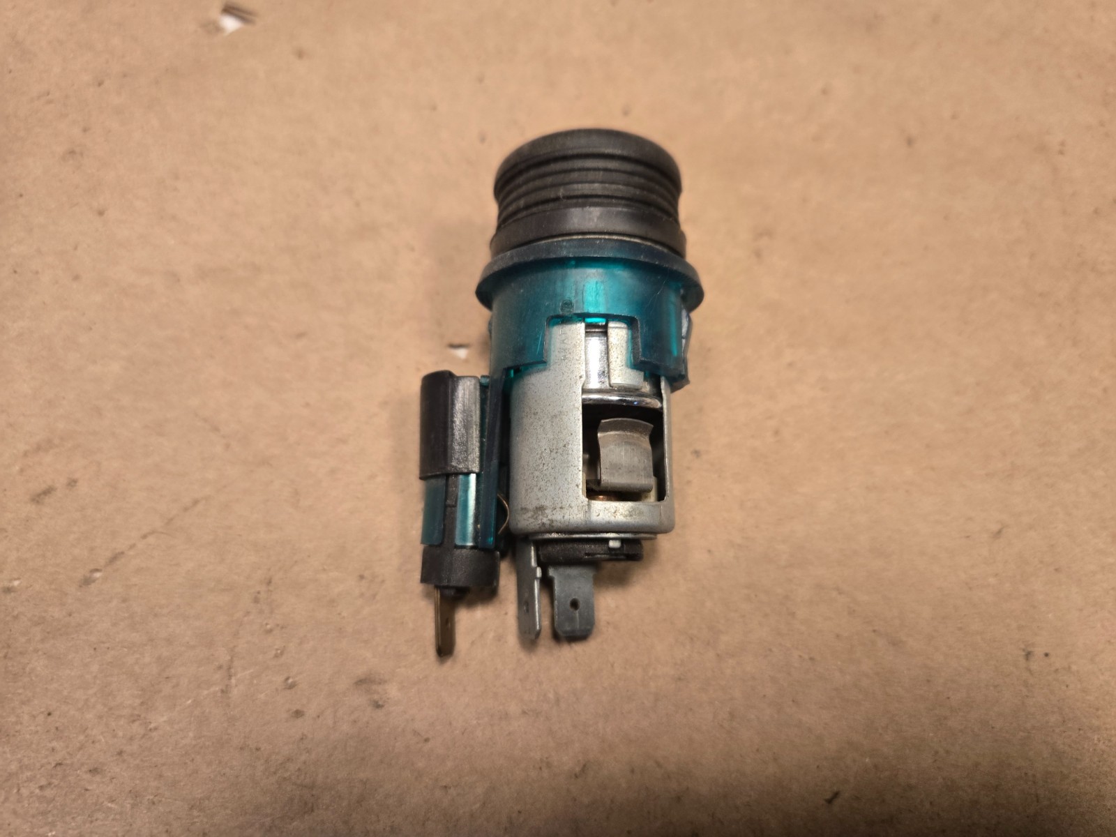 Jaguar XJ40 XJ6 Cigarette Lighter Base 1988-1994 JLM860