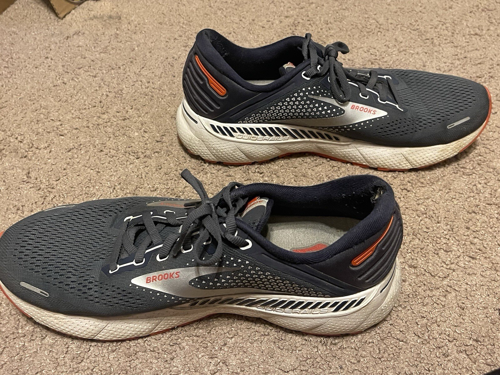 Brooks Men’s Adrenaline GTS 22 Running Shoes Dark Gray Size 11 Workout Gym
