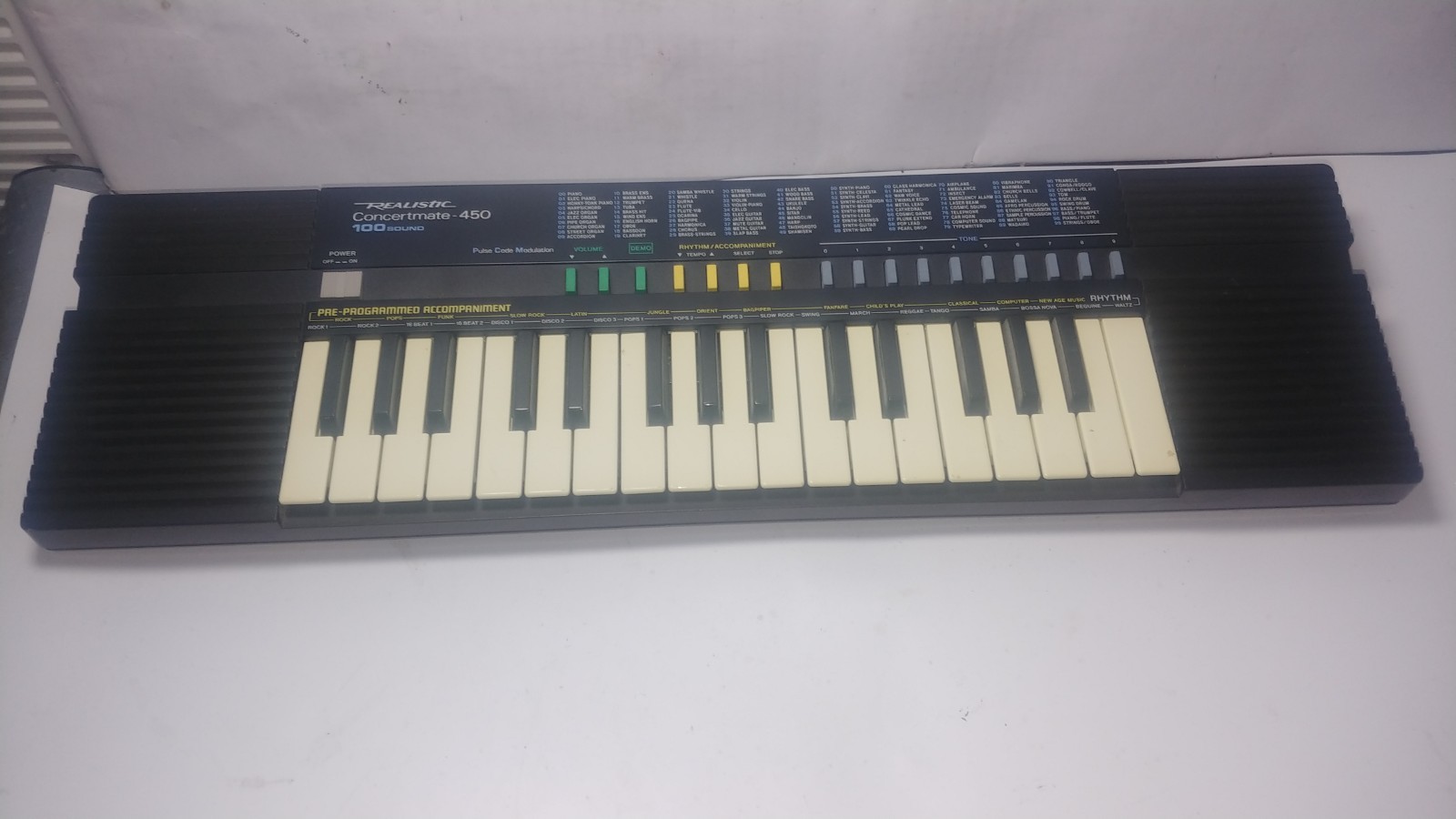 Vintage Realistic Concertmate 450 Keyboard 100 Sound