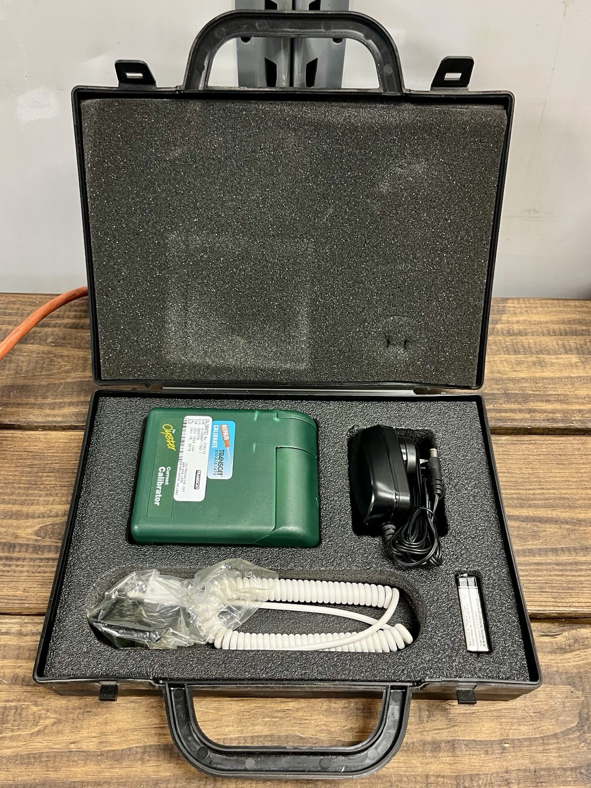 Extech 412300A The Oyster Current Calibrator Meter Process Devices Calibrated