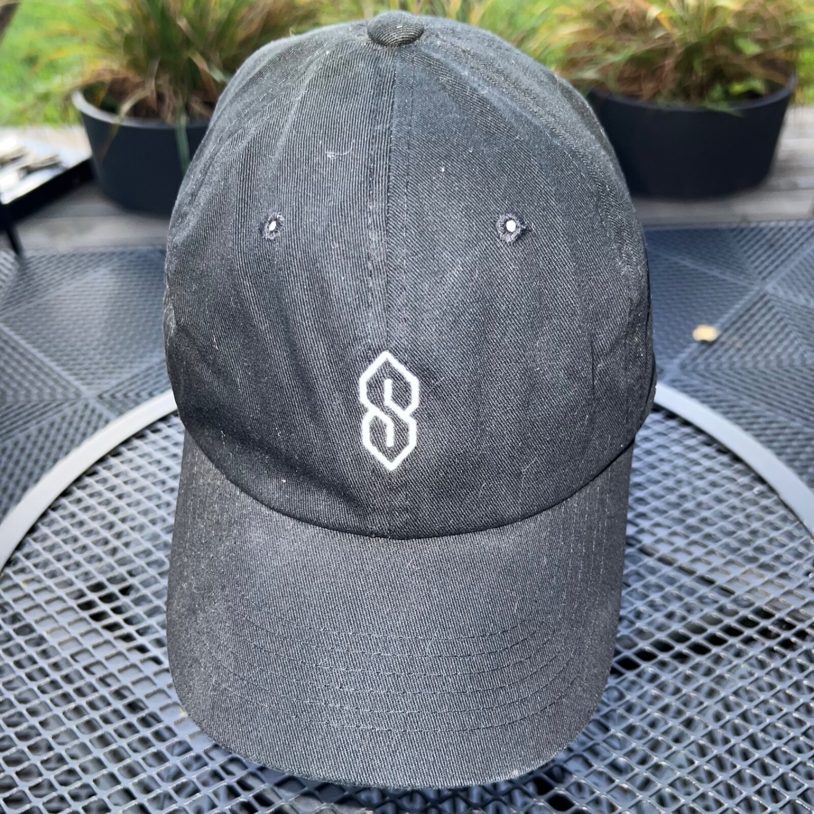DAD BRAND Black with white S shape on front of hat. Hat Cap Strap Buckle VGC
