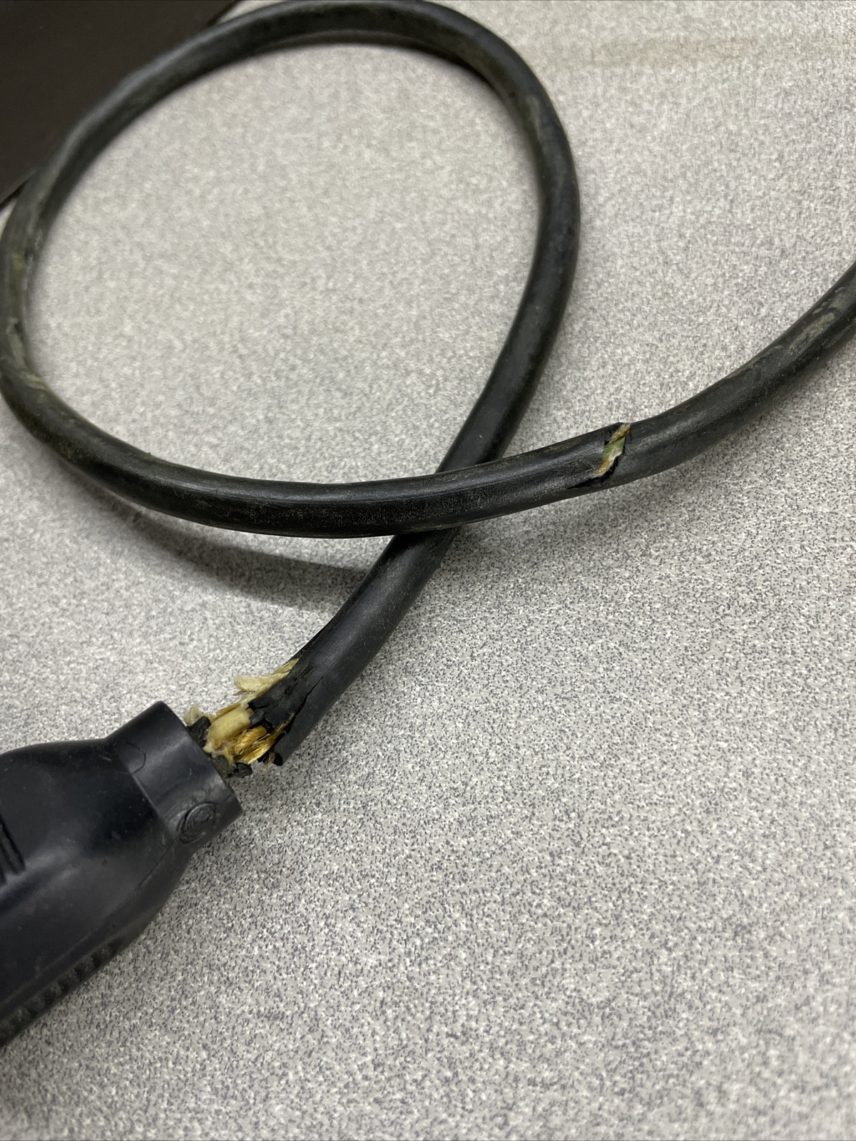Gelman Sciences Inc. 51438 Universal UV Unit P/N 78355 - Powers On