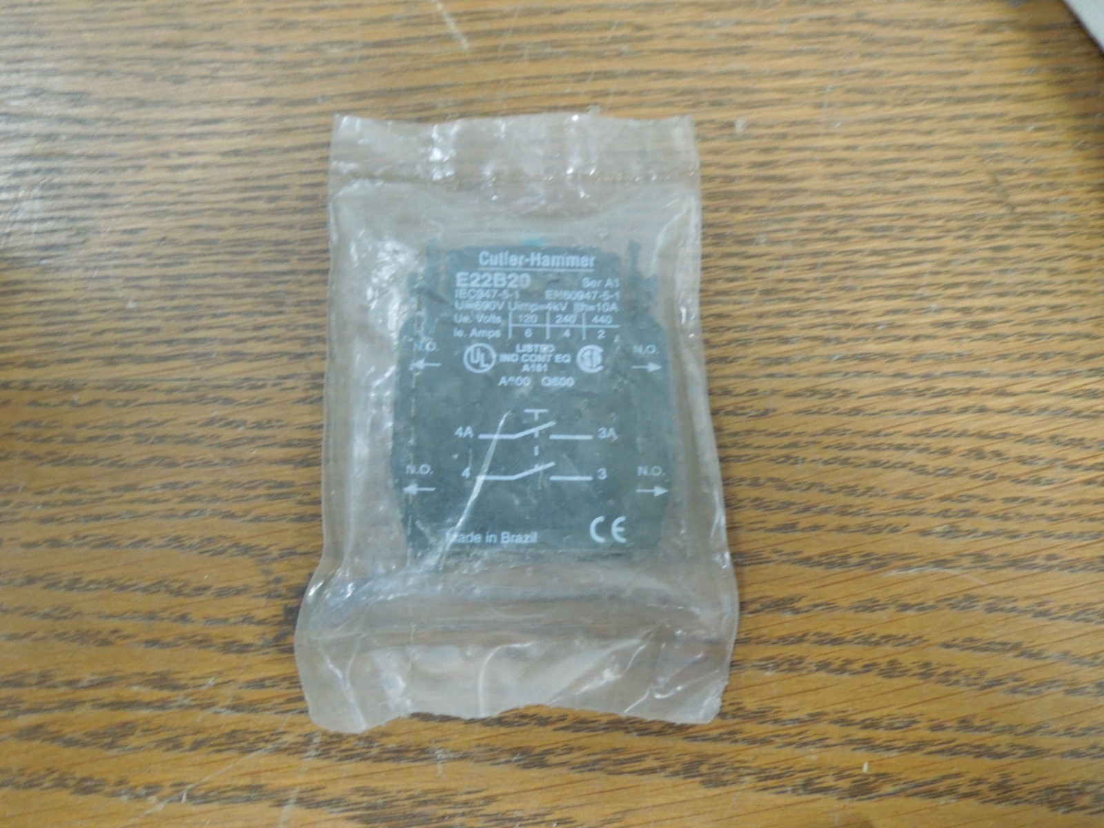 Cutler-Hammer E22B20 2- NO Aux Contacts Surplus in Bag