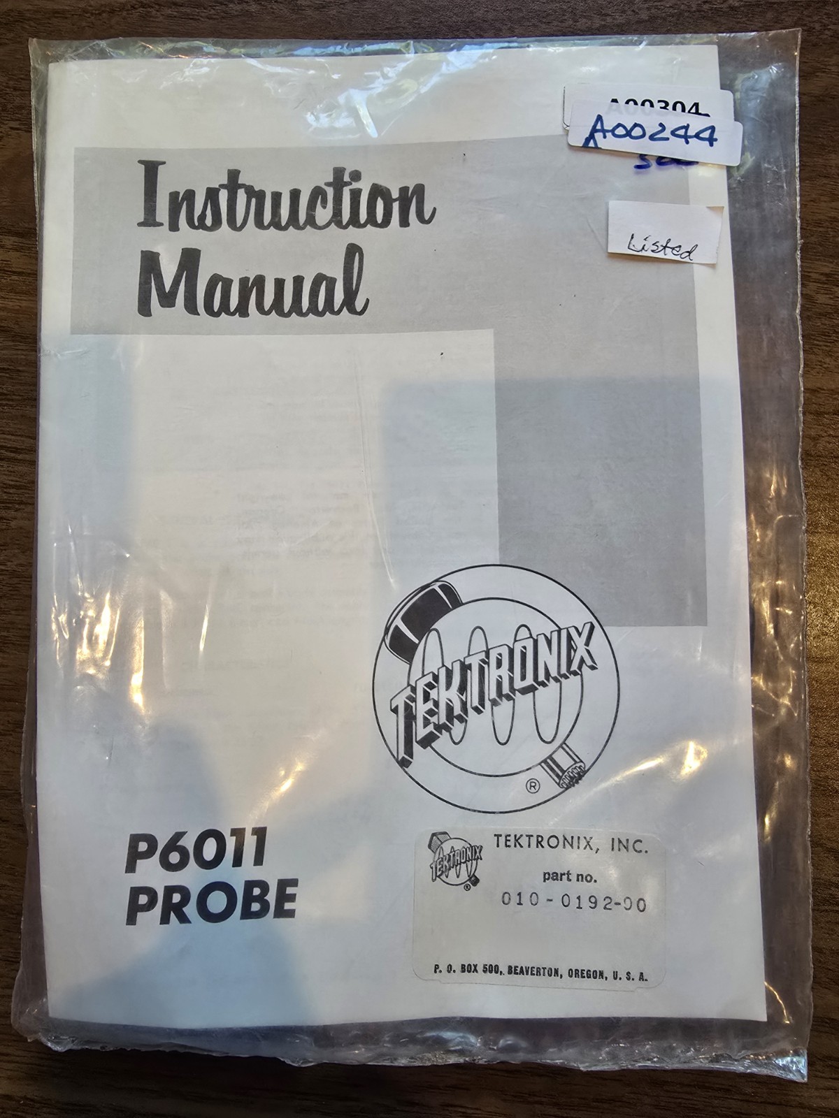 Tektronix P6011 Probe New with Manual 010-0192-00
