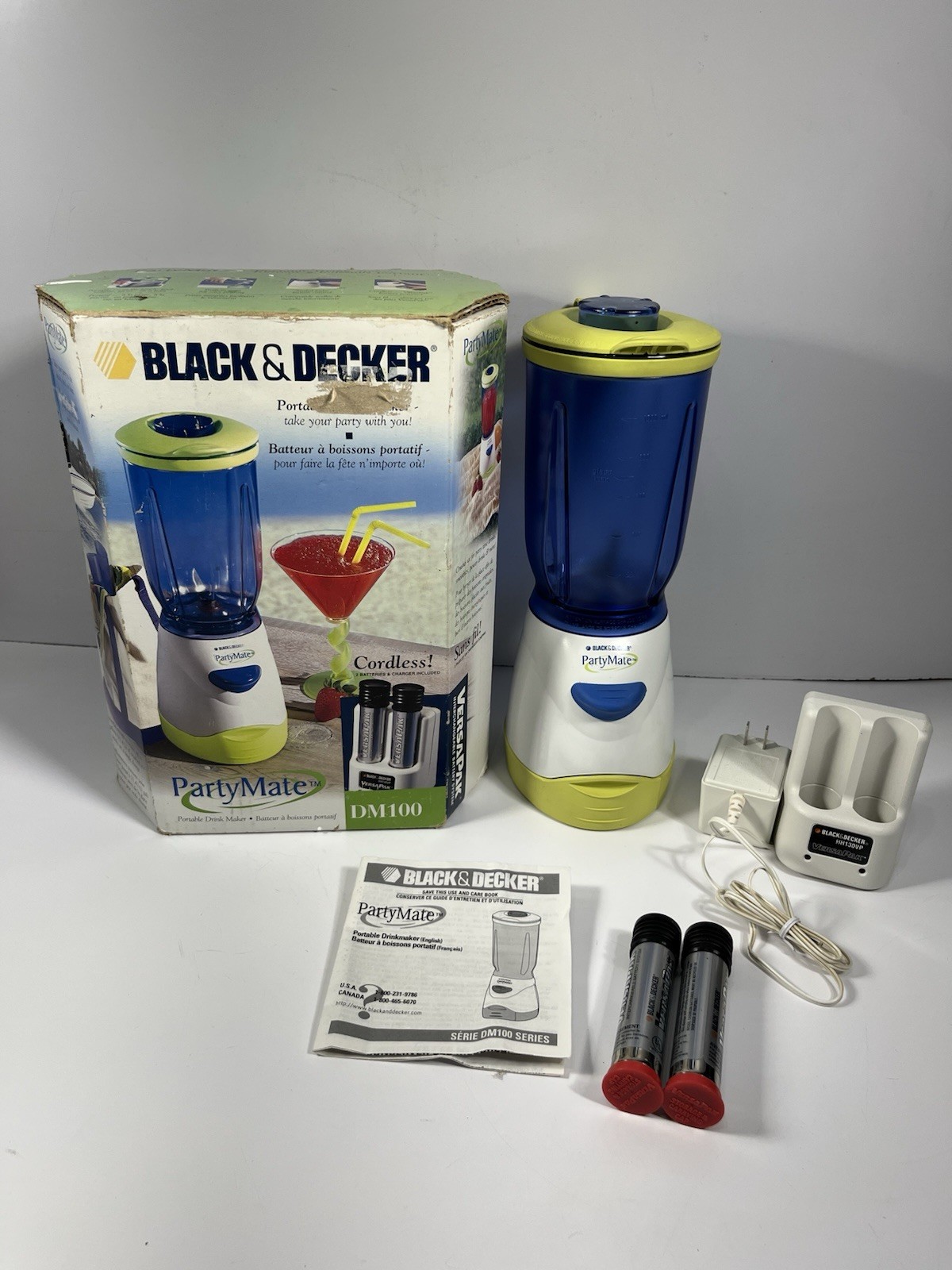 Black & Decker DM100 PartyMate Cordless Portable Drink Maker Blender