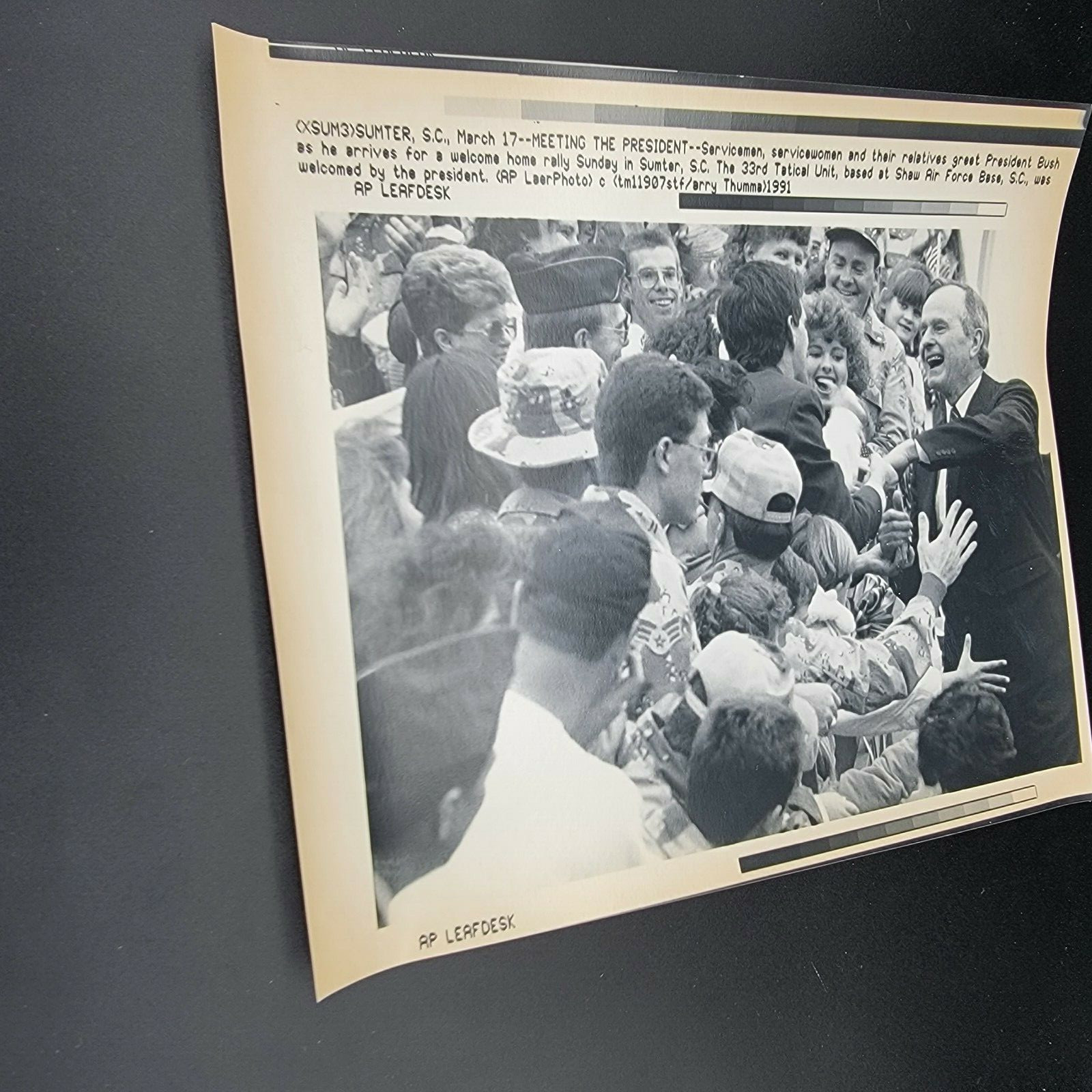 Meeting President George Bush AP Leaf Desk Press Photos Gulf War 1991 Sumter