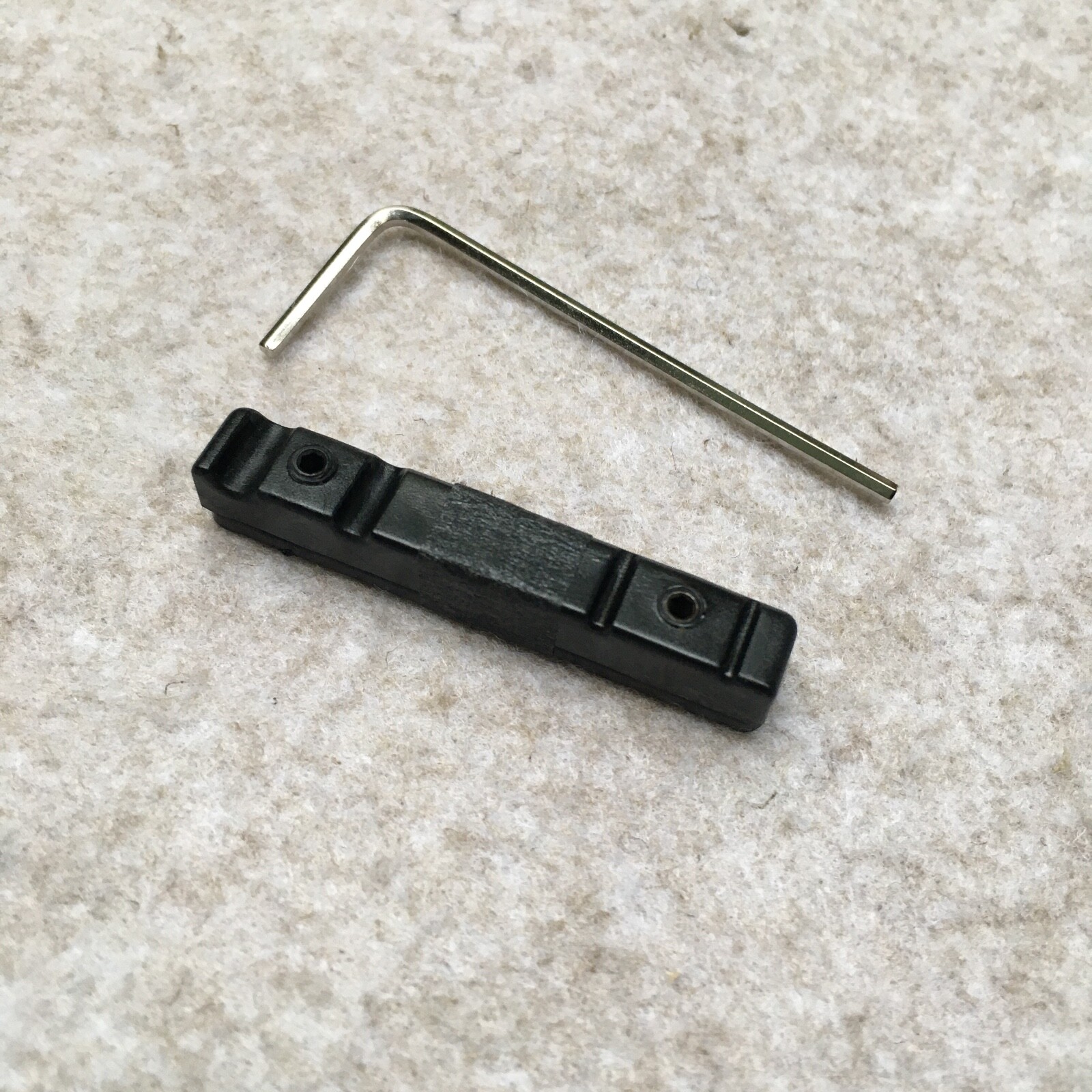 Bass guitar Nut Warwick 5-Strings Nut Thumb/Corvette/Streamer