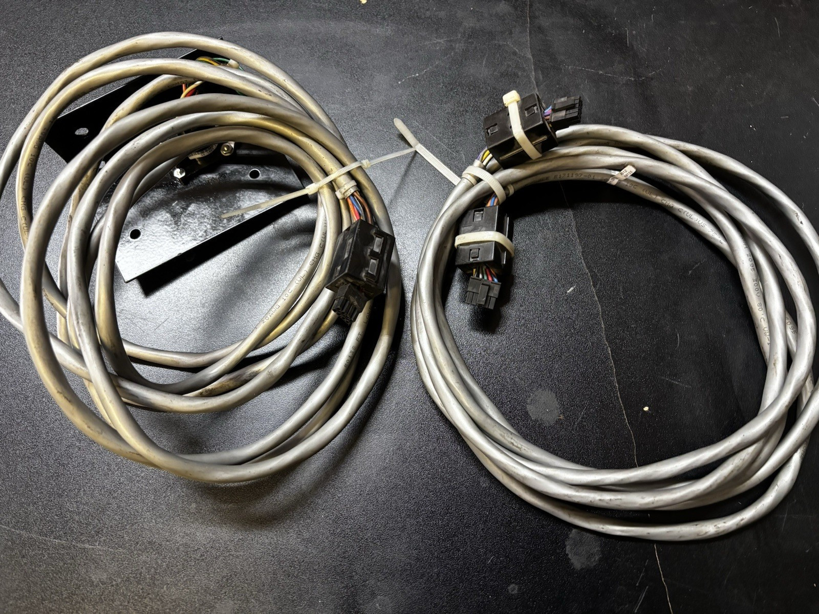 HUNTER PA100 CAMERA AND BURNDY CABLES