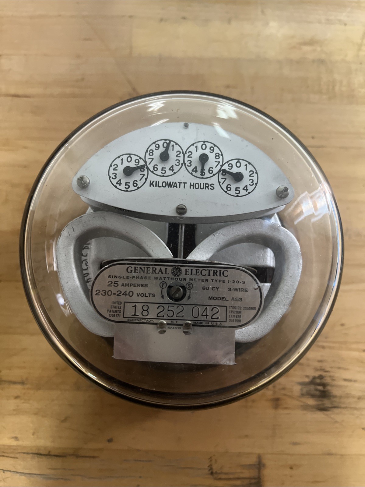 General Electric Model AS3 Single Phase 3 Wire 25 AMP 230-240 Volt Watthour Mete