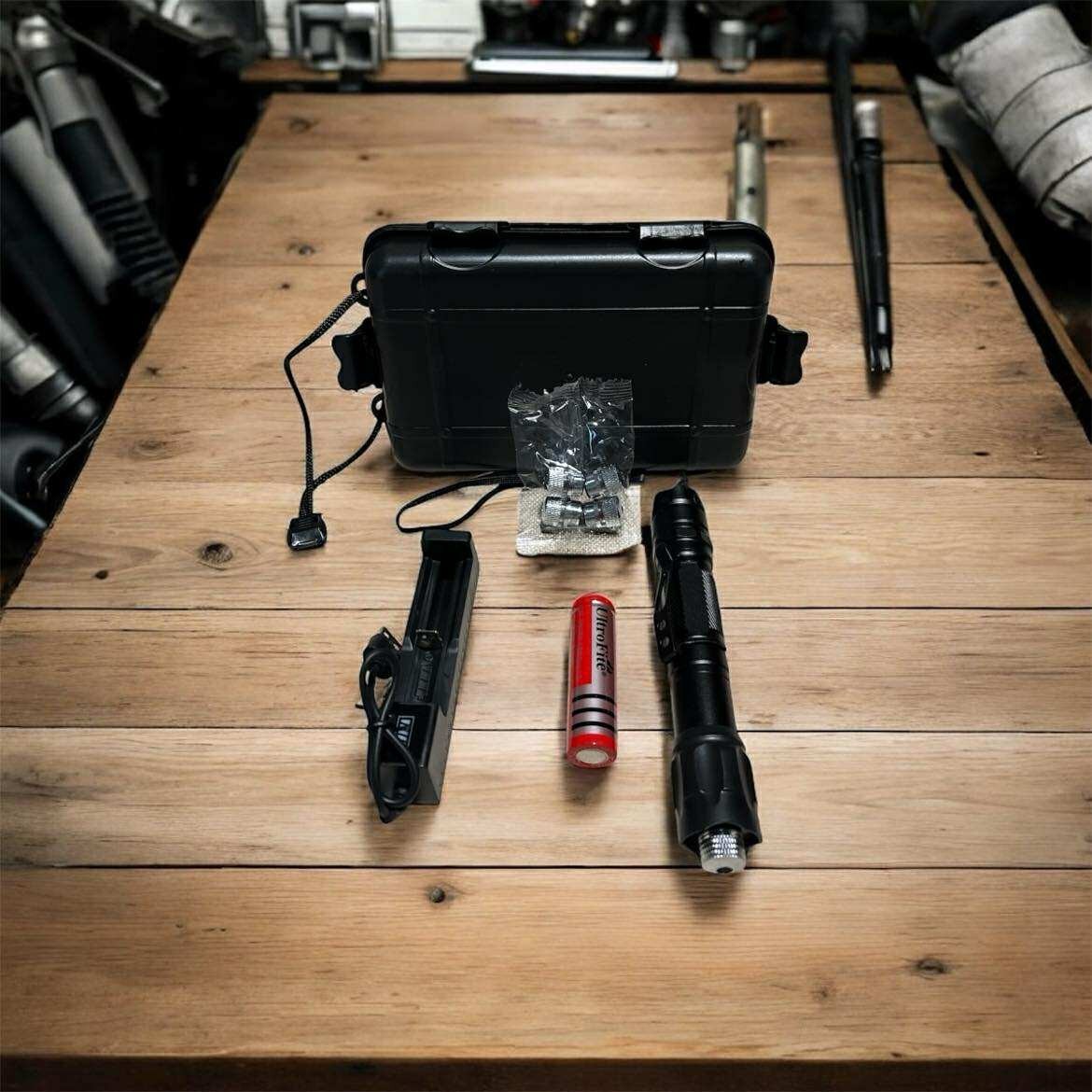 Multi Color Laser Pointer Flashlight – With 5 Detachable Lenses