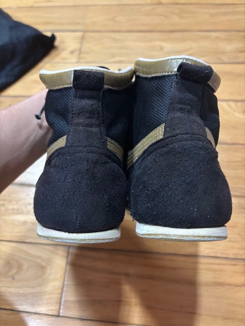 ASICS Boxing Shoes, Black/Gold, High-Top