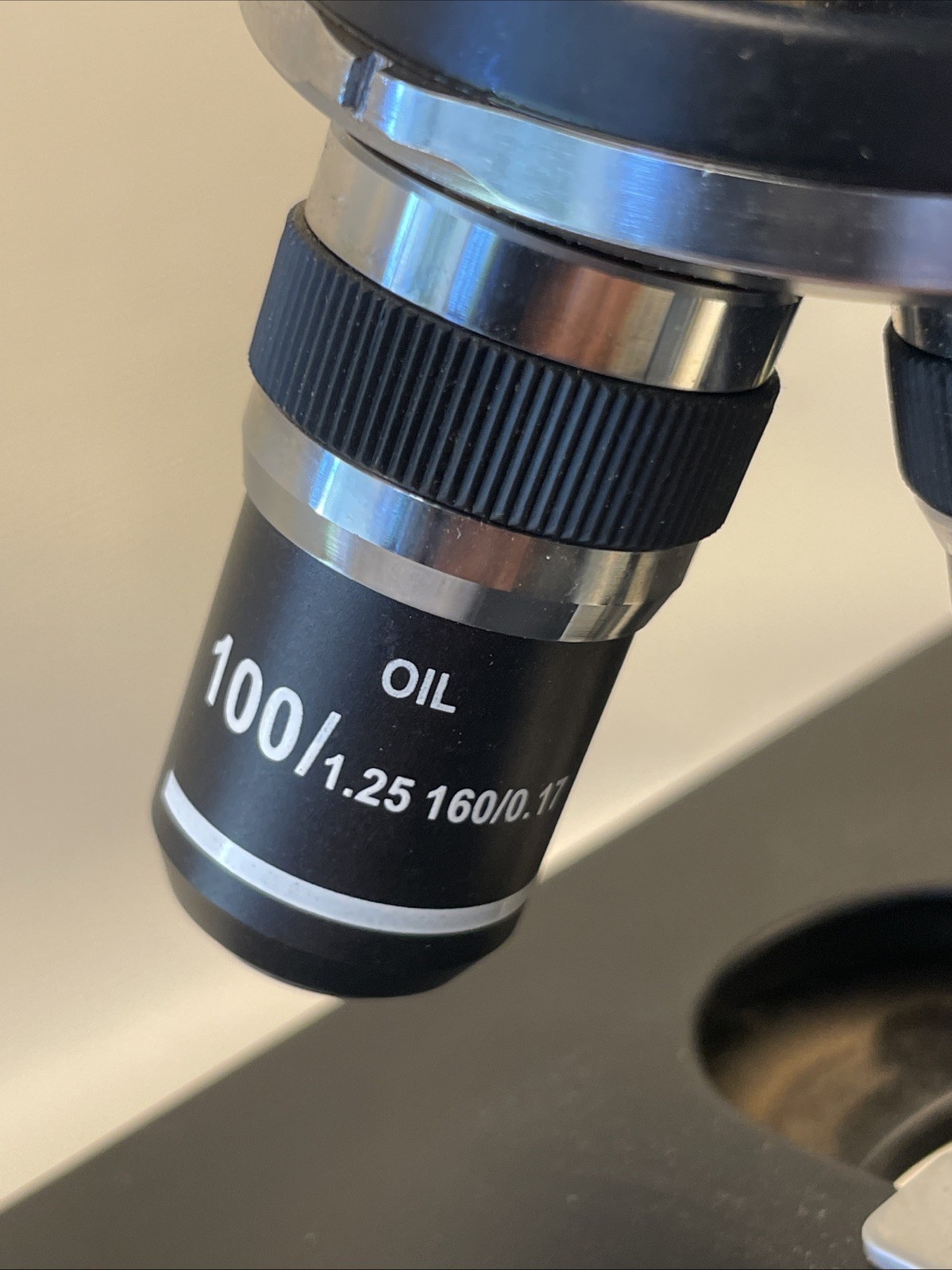 Omax M82E Compound Lighted Microscope No Eye Pieces