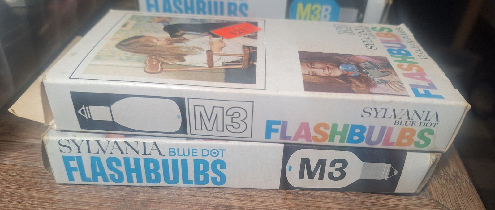 Vintage Sylvania Flashbulbs M3 Blue Dot - 24 Clear Bulbs