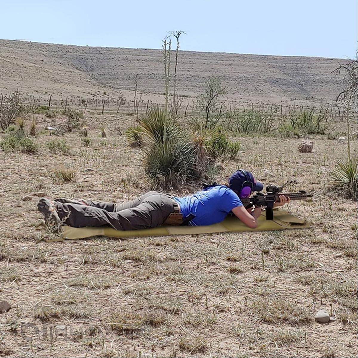 Shooting Mat, Tactical Prone Padded Shooting Mats, with 2 Pockets & Molle Webbin