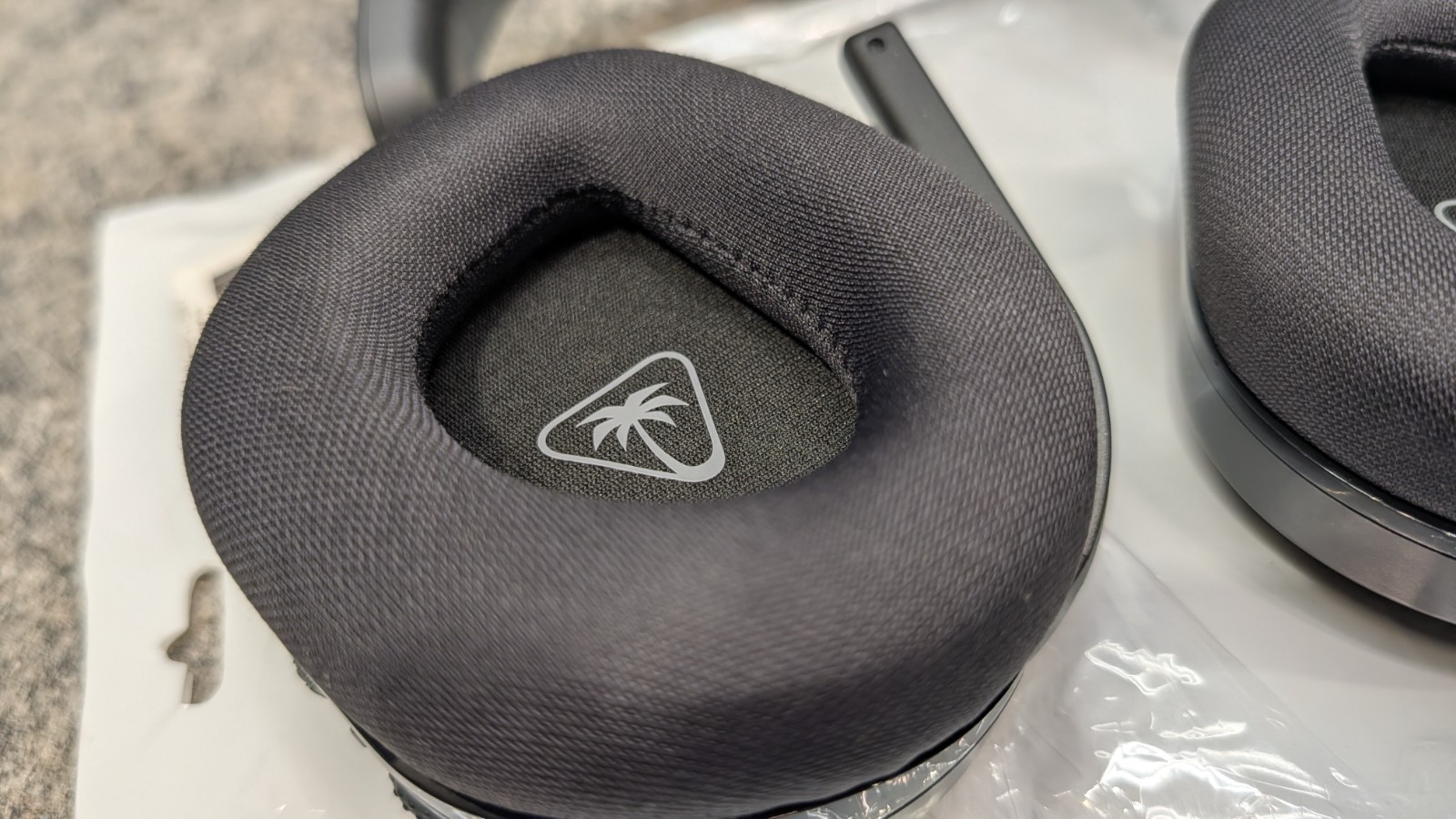 Turtle Beach Stealth 600 Wireless Gaming Headset Amplified Xbox PC Black
