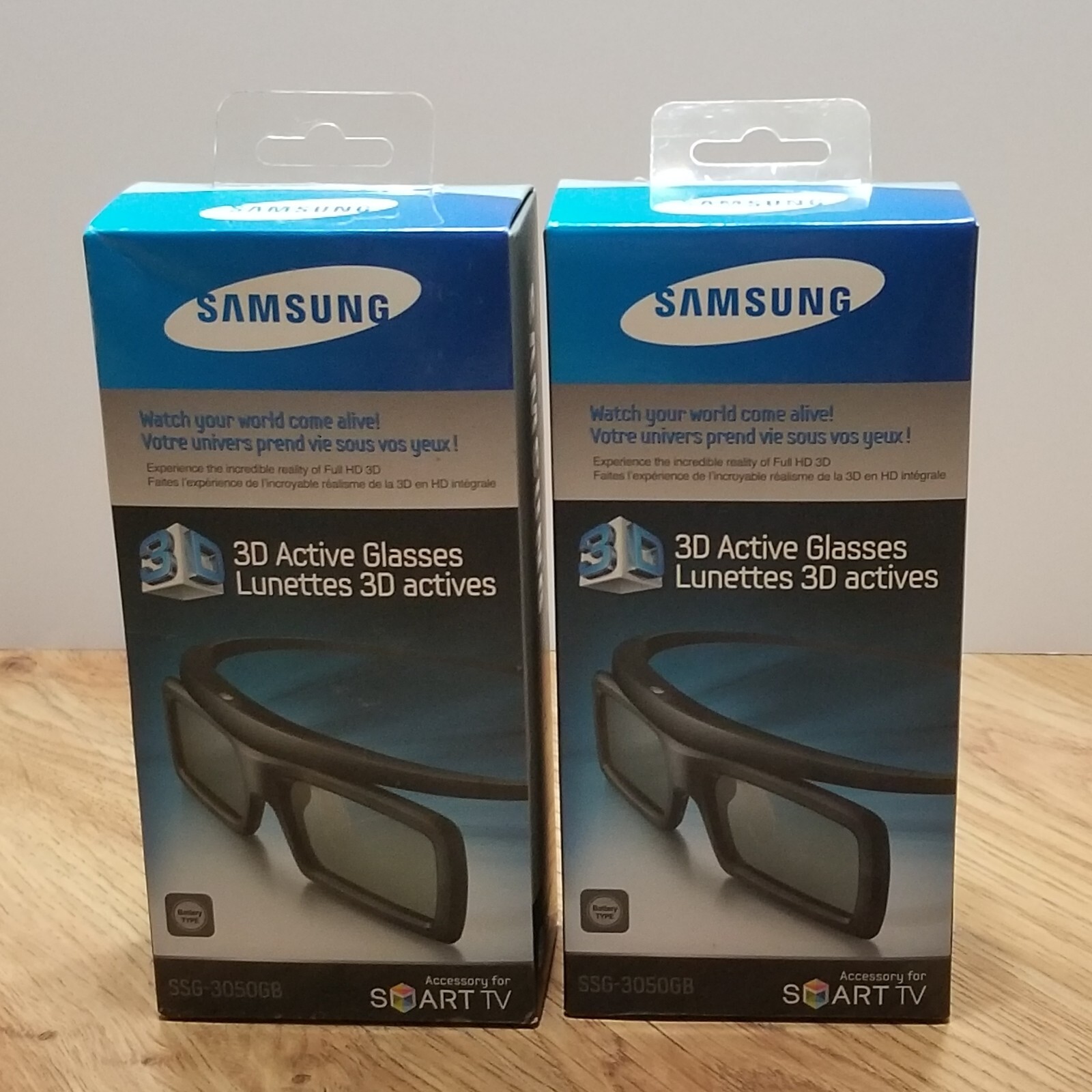 2 Samsung 3D Active Glasses Model SSG-3050GB Battery Type New Accessory Smart TV
