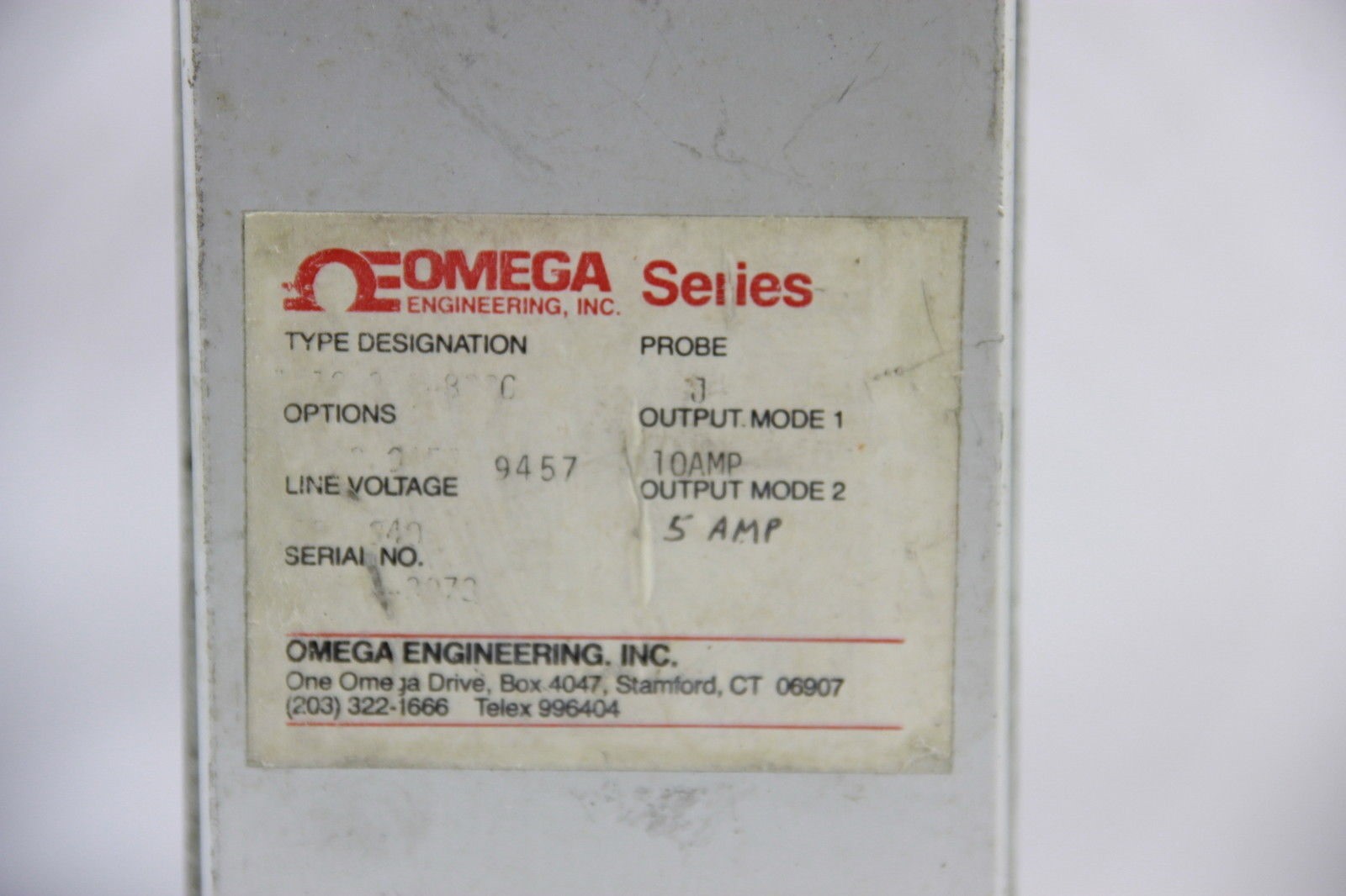 Omega 1612-3-0-899C Microprocessor Temperature Controller/Counter 120-240V