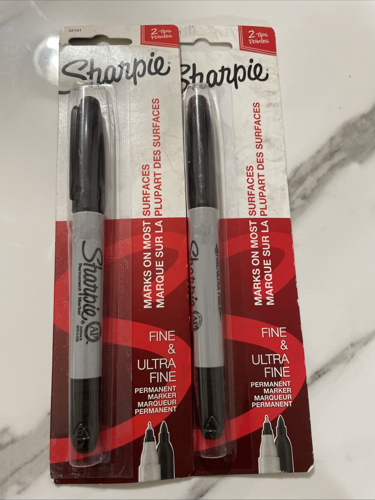 2 Sharpie Fine/Ultra Fine Twin-Tip Permanent Marker Carded Black #32101