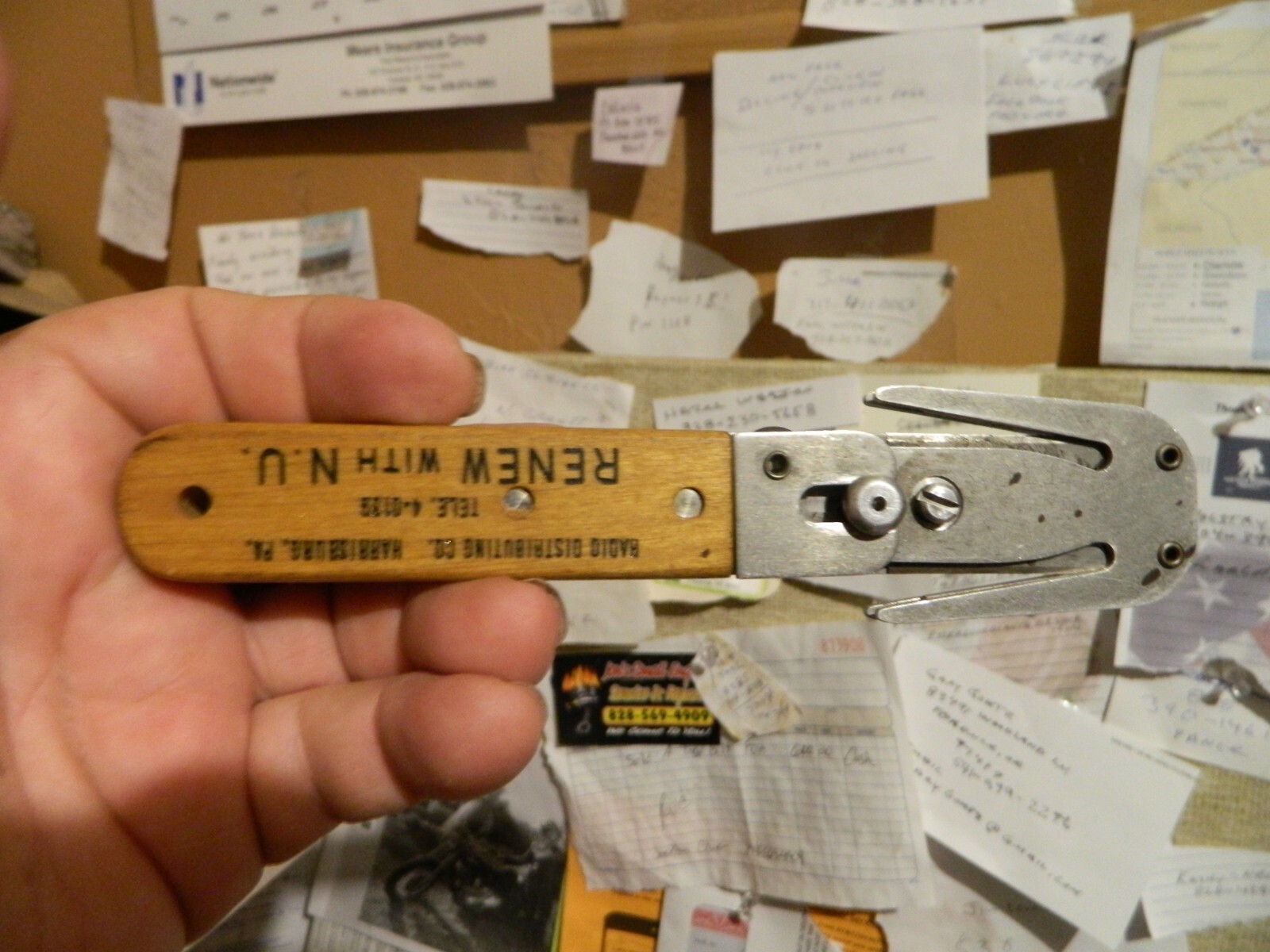 antique wood advertizing box cutter