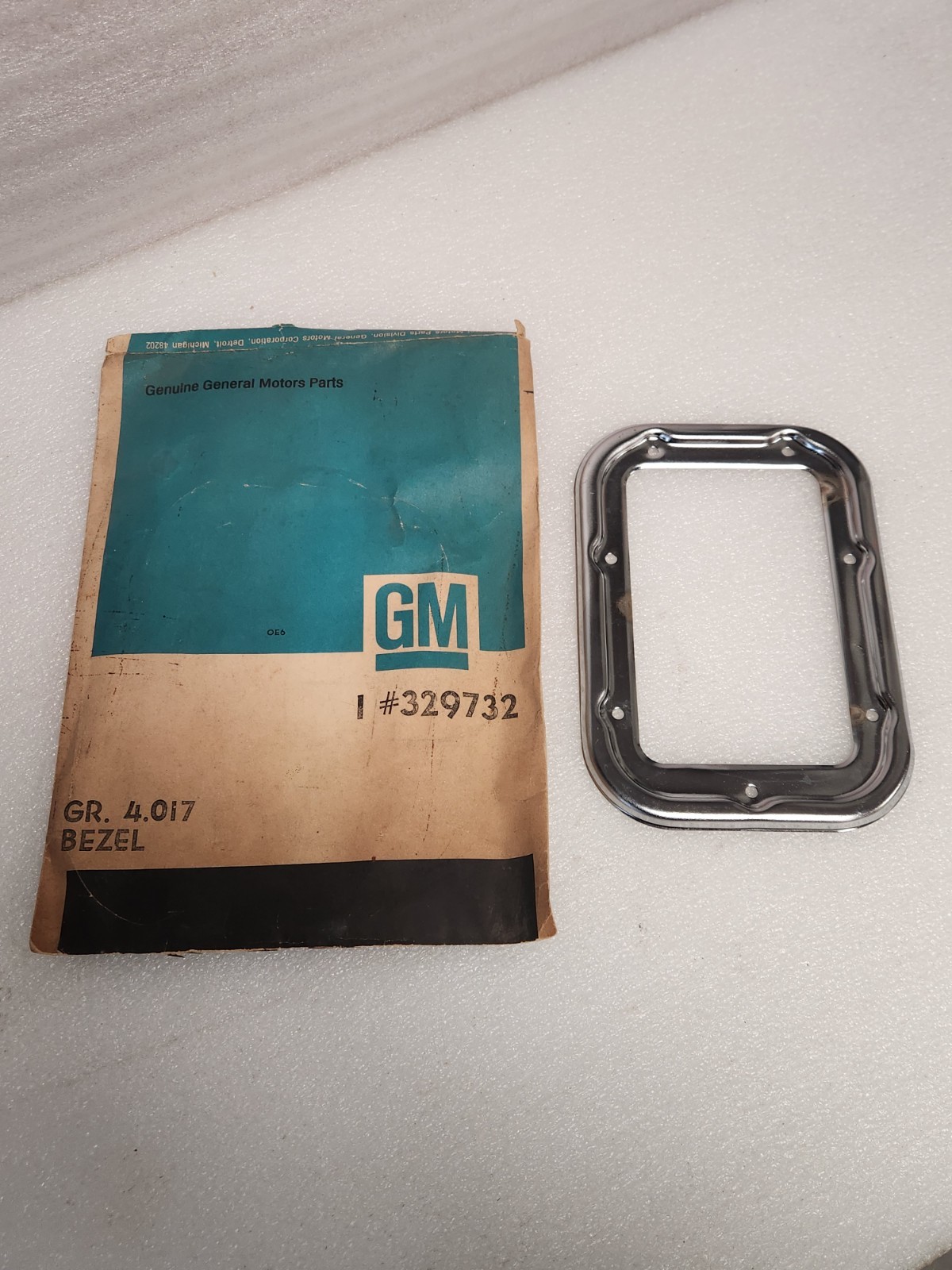 NOS OEM GM 1973 1974 1975 Chevy Vega Saginaw 3 Speed Shift Boot Bezel 329732 NEW