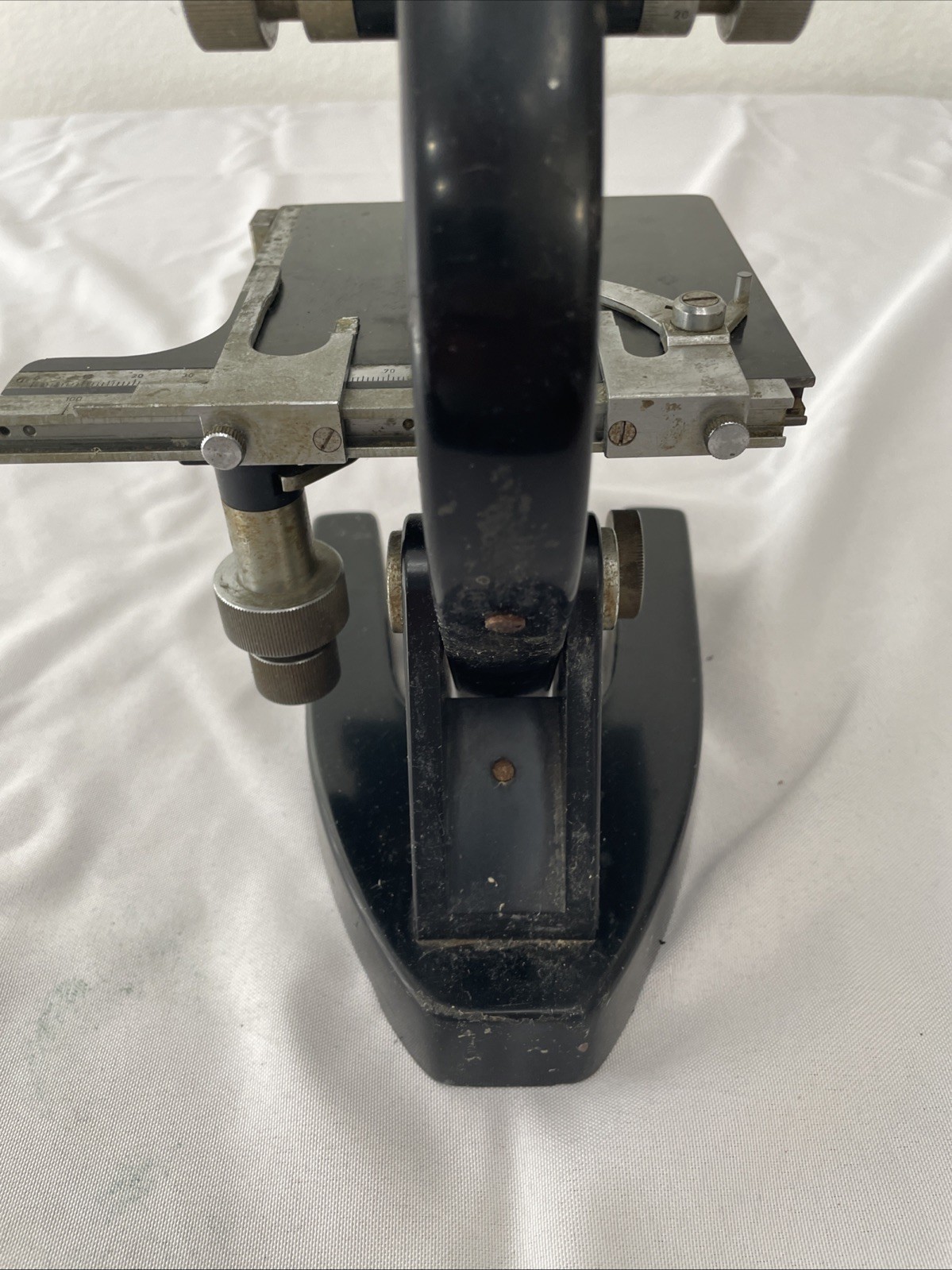 vintage binocular microscope is an Ernst Leitz Wetzlar 1950