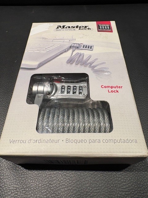 Master Lock 2120D Safe Space Computer Lock