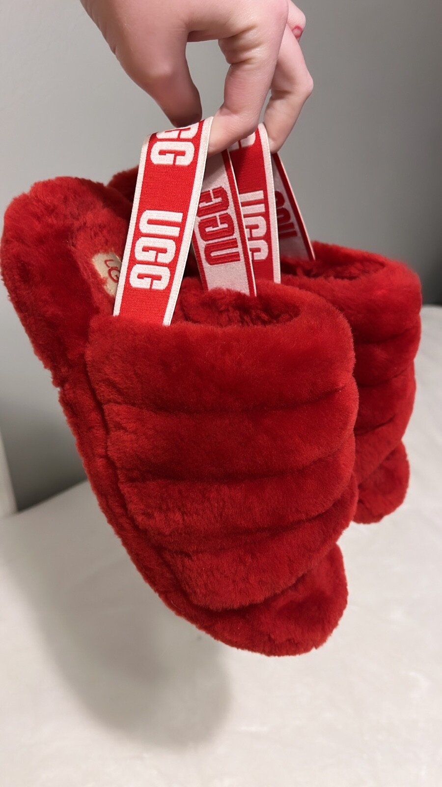 Great Condition Ugg Fluff Yeah Slides Red Womans Size 7 US