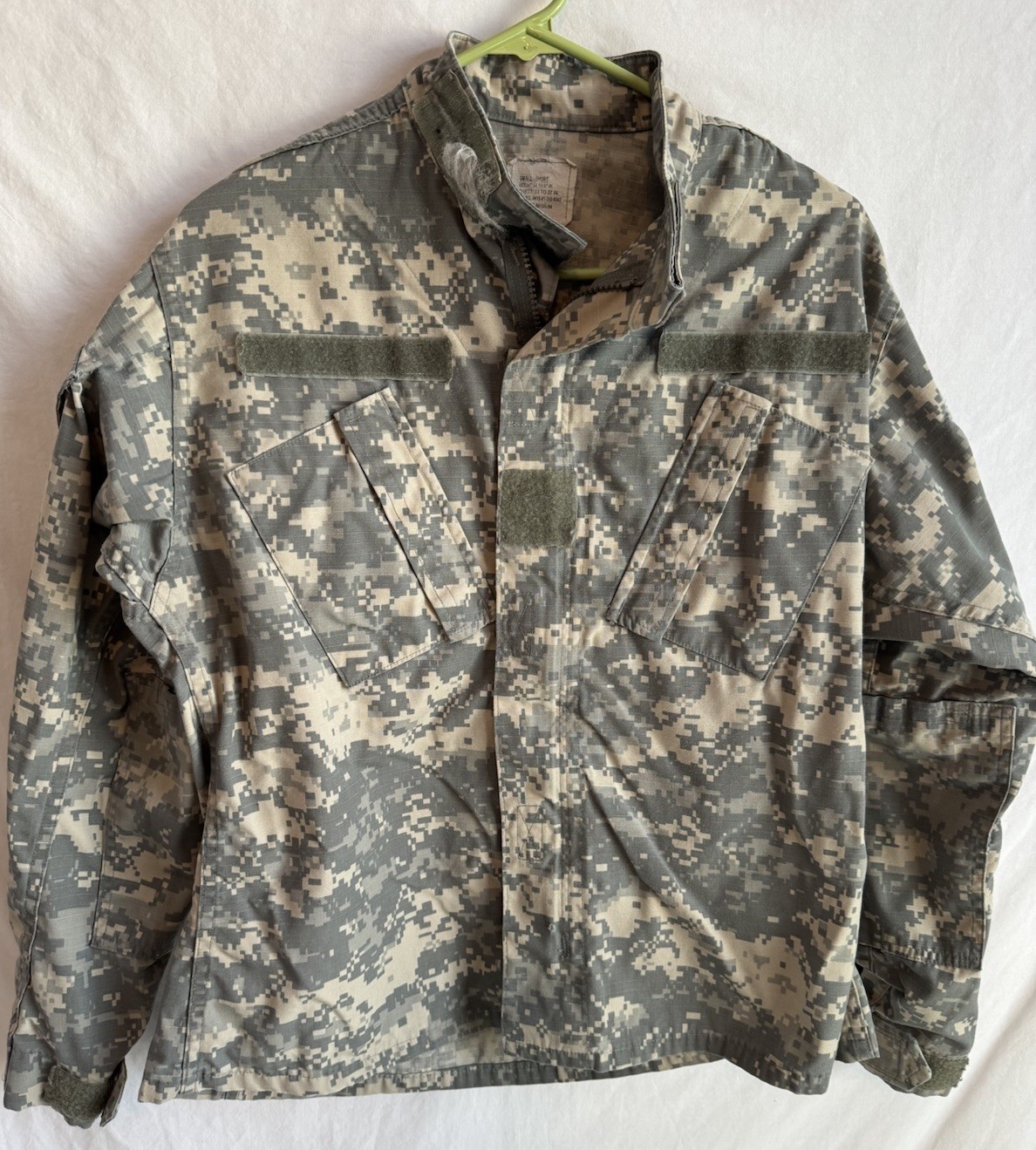 US Military Army Combat Uniform Coat Shirt Digital Camo Top Men’s Small Short
