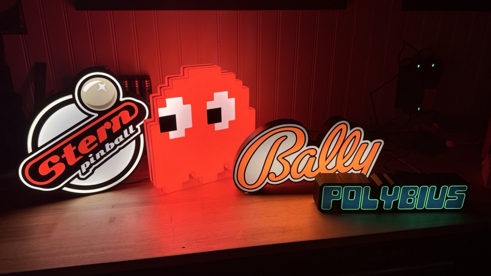 Four Pack Of Arcade Lights For Game room Or Mancave Pac-Man Bally Stern Pinball