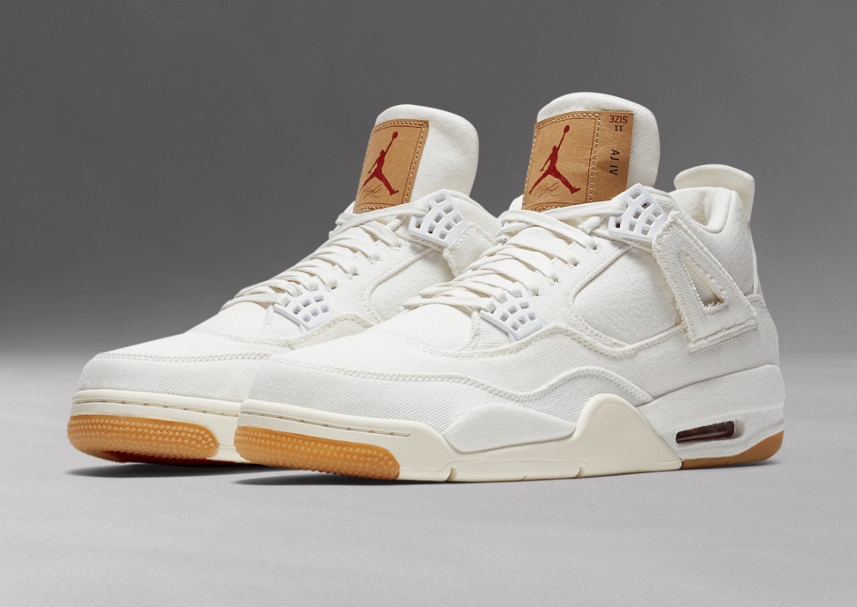 Jordan 4 Retro x Levis White Denim 2018 Size US 7-12  (MEN)