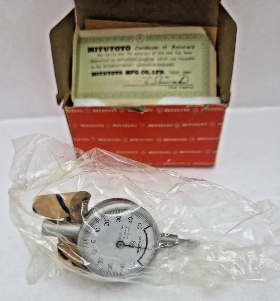 Mitutoyo 1929-42 Dial Indicator 0.01mm to 1mm Grad - Brand New