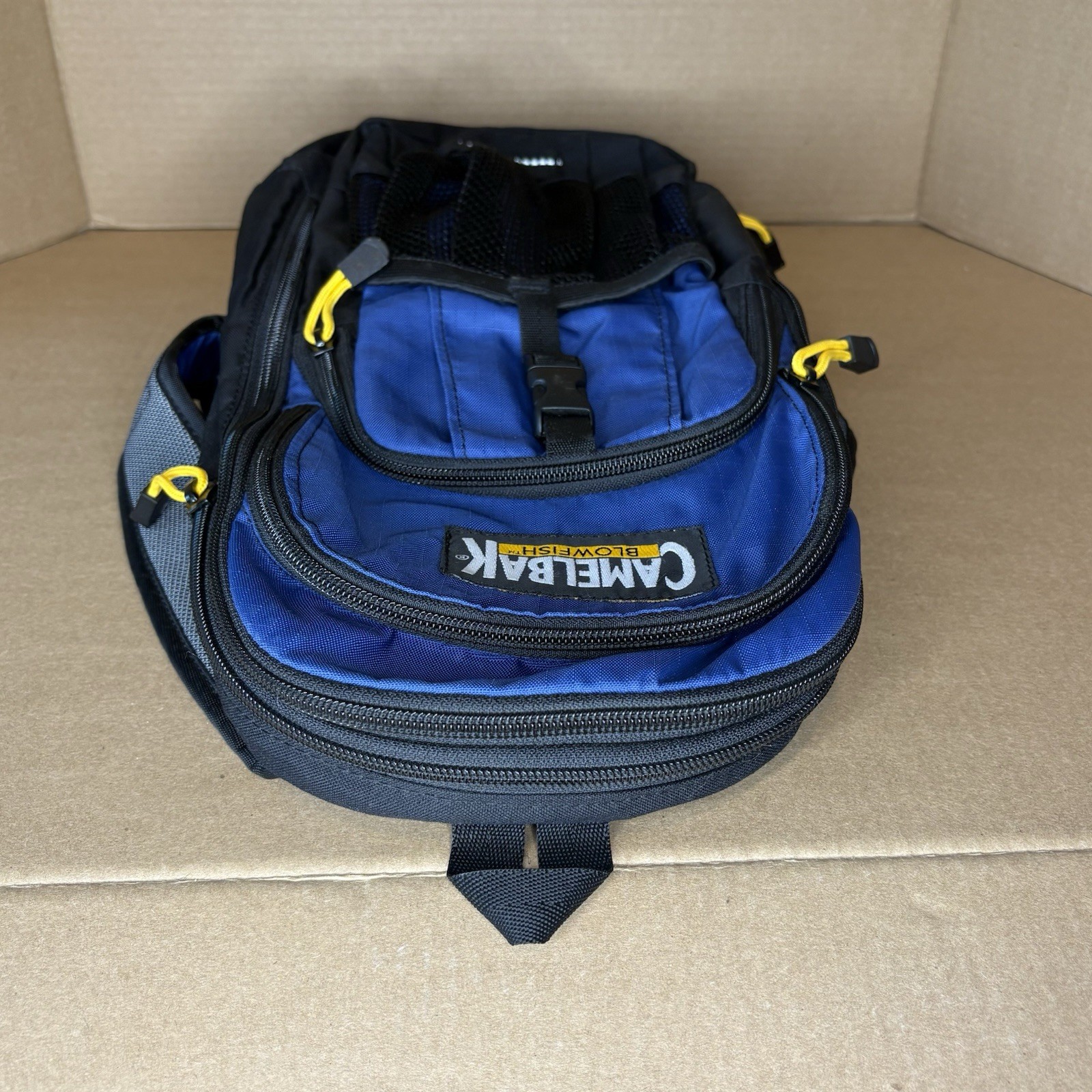 Camelbak Blowfish Hydration Backpack NO Bladder Blue/Black Pre-owned Nice Cond