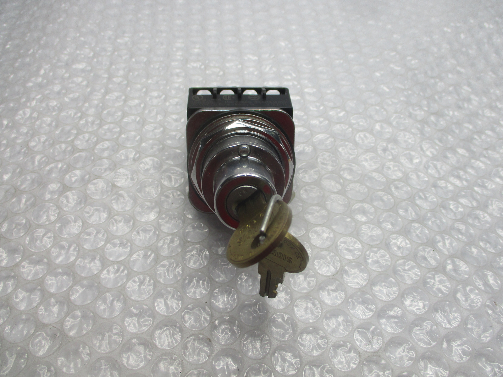 SIEMENS 528C6AE SELECTOR SWITCH W/KEY NSNP
