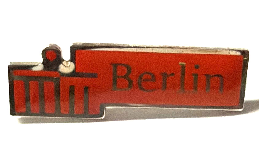 Brandenburg Gate Berlin PIN (H36n)