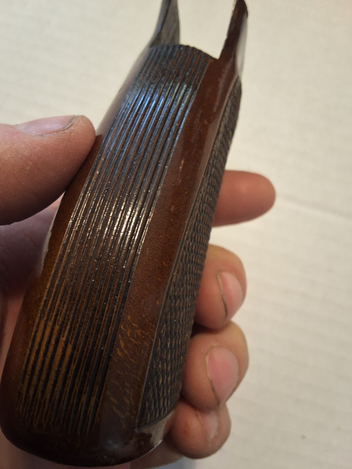 DAN WESSON GRIPS WOOD BROWN CHECKERED