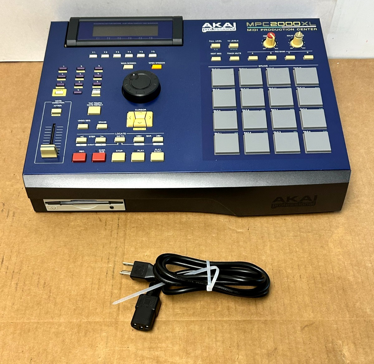Akai MPC2000XL Sampler/Sequencer MIDI Production Center - Blue Edition!