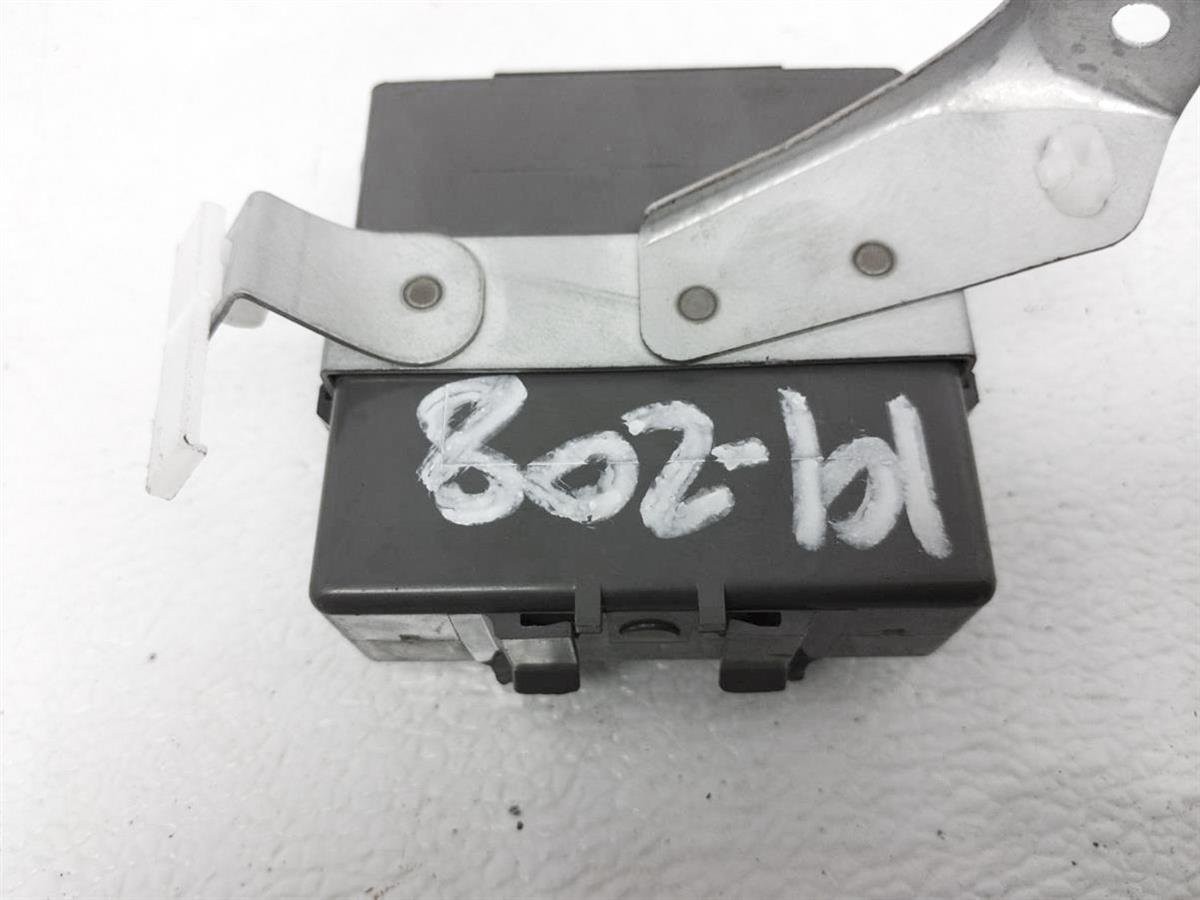 2002-2007 Lexus Sc430 Leveling Module 89960-24010