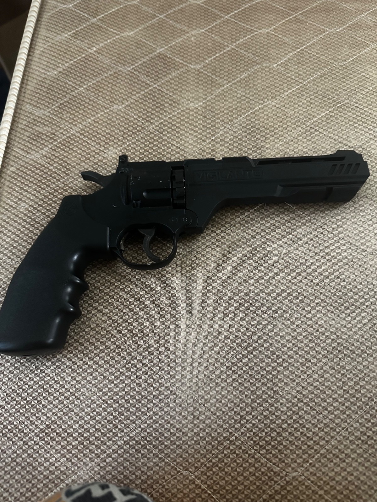 Crossman Vigilante CO2 BB Gun