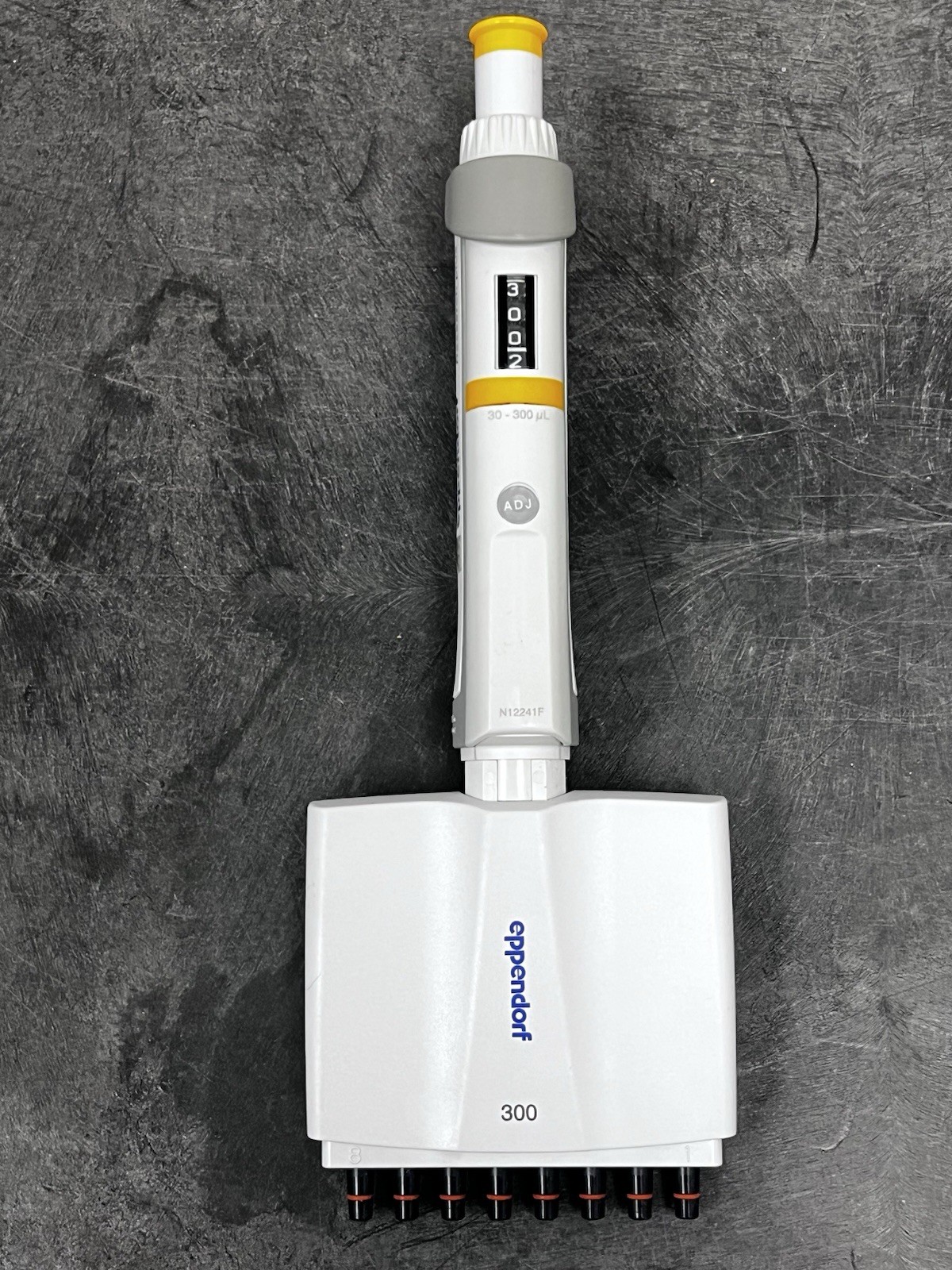 Eppendorf Research Plus 8 channel 30 ul - 300ul volume