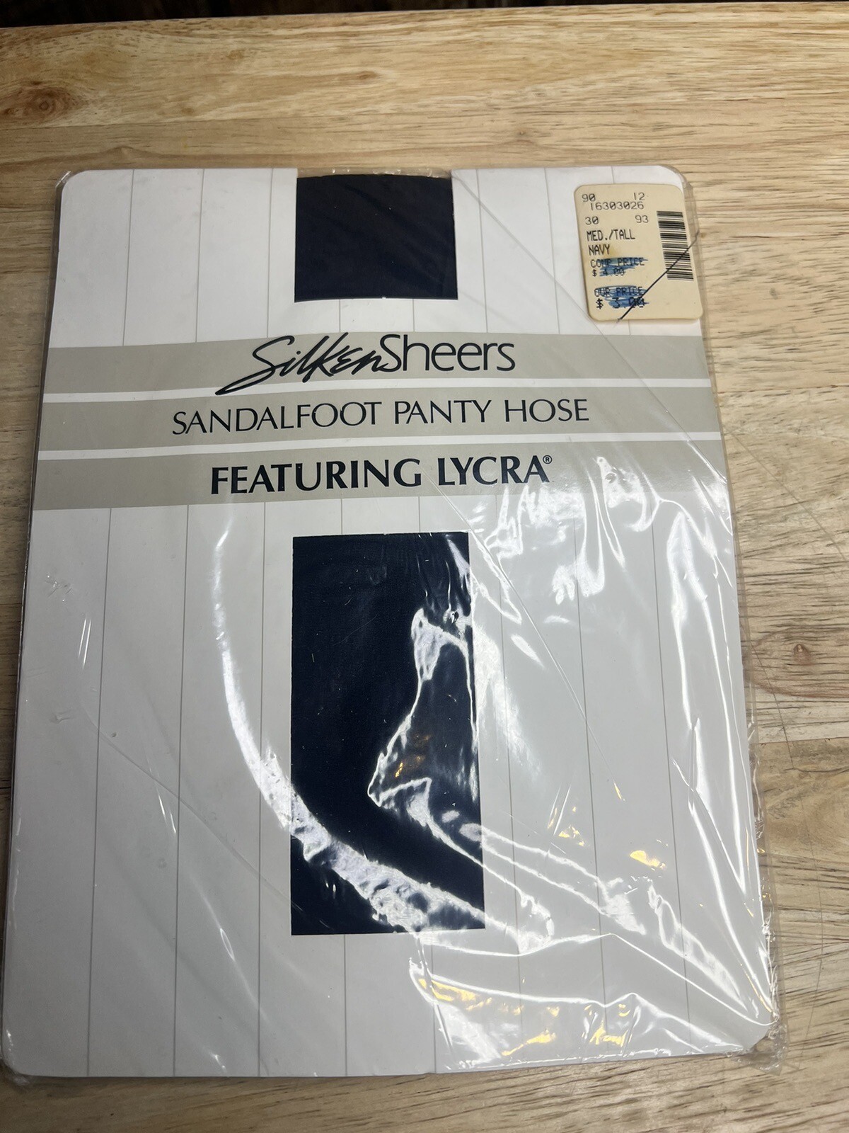 Silkensheers Sandalfoot Panty Hose Med/Tall Navy