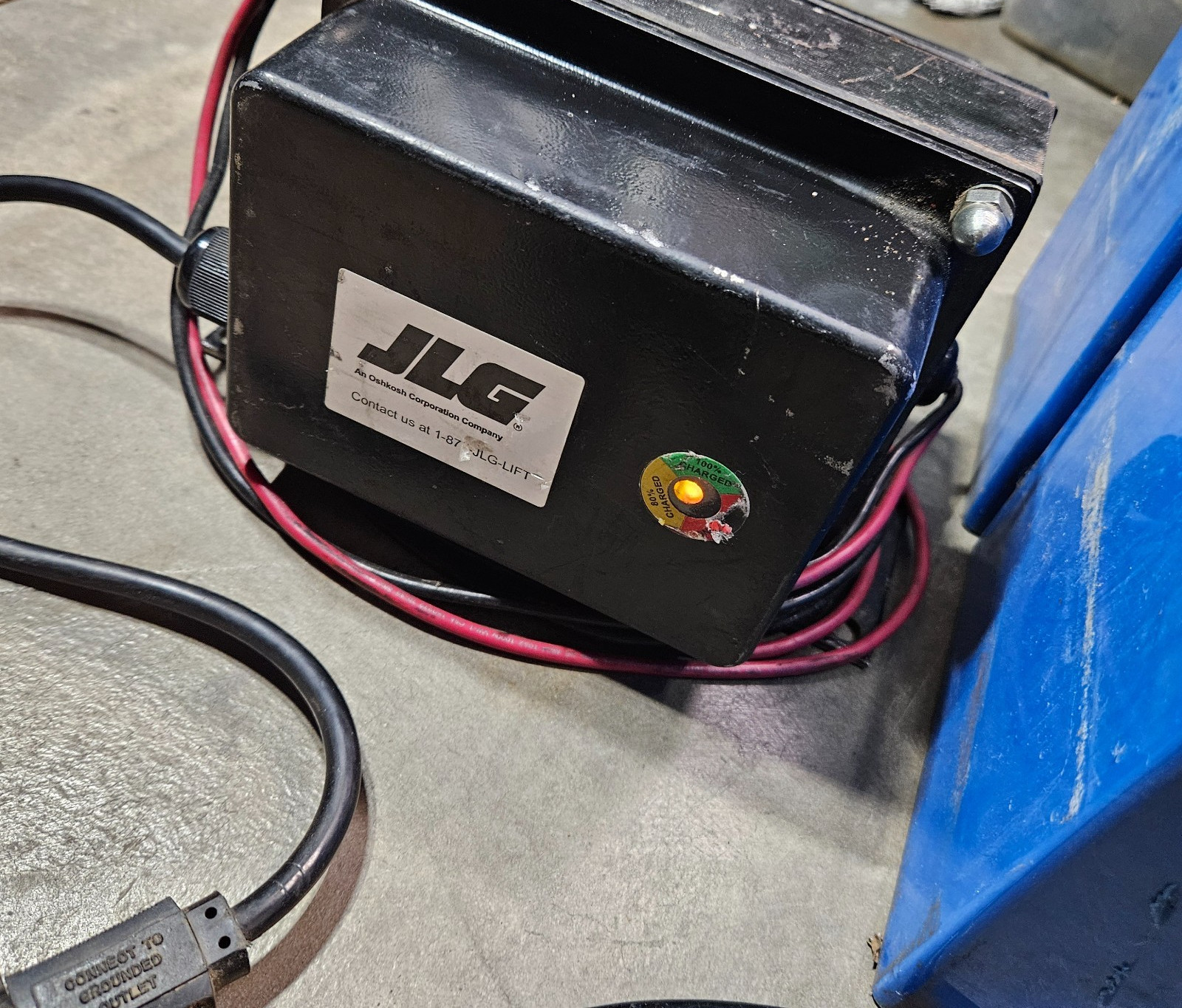 JLG CHARGER, BATTERY 24 V 25A OB2425