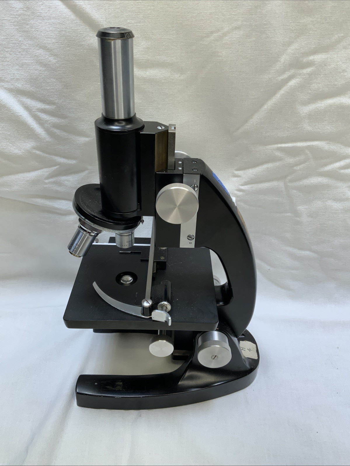 Bausch & Lomb Optical Co. Microscope