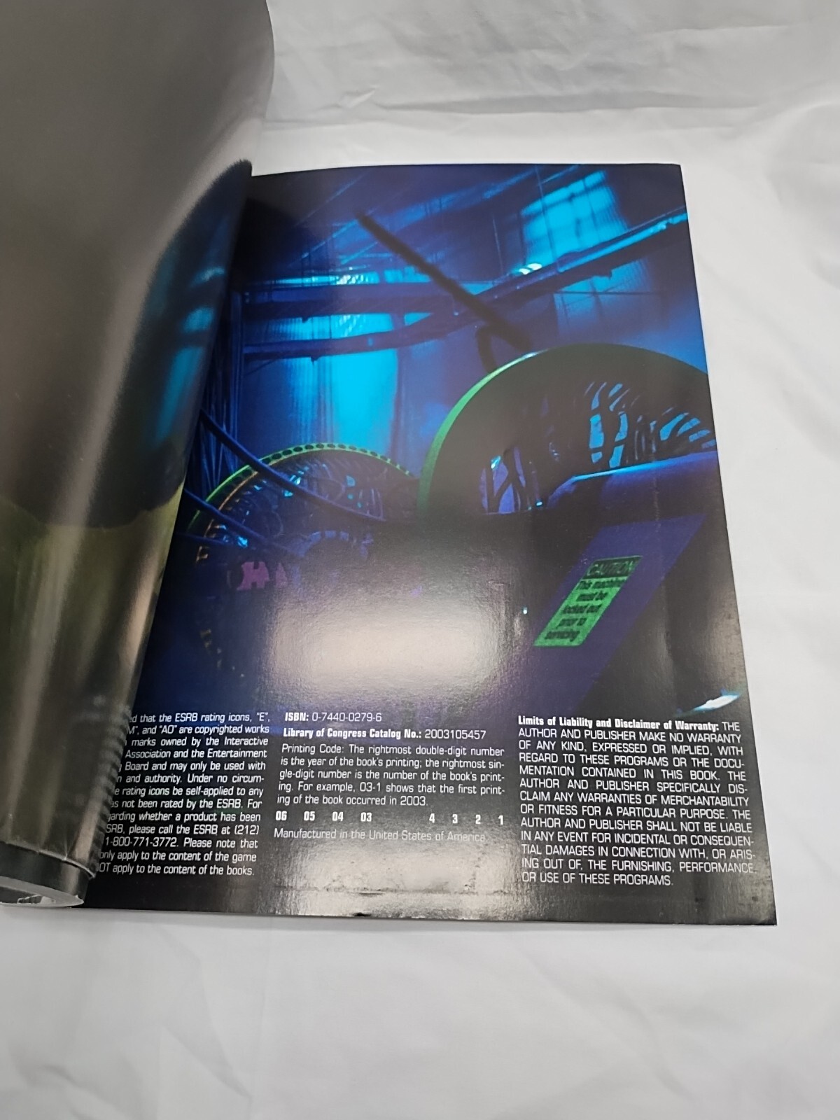 Hulk Official Strategy Guide Book With Poster Insert