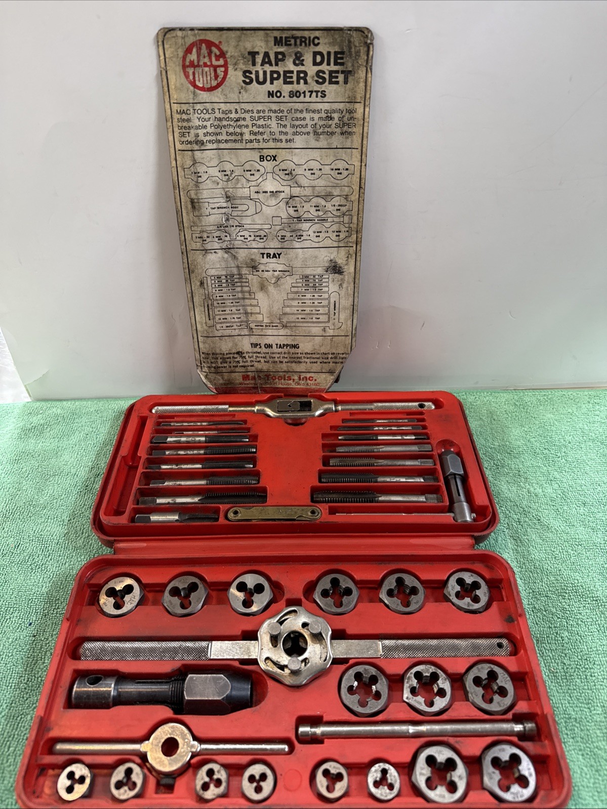 Mac Tools Metric Tap and Die set  Rethreading  8017TS