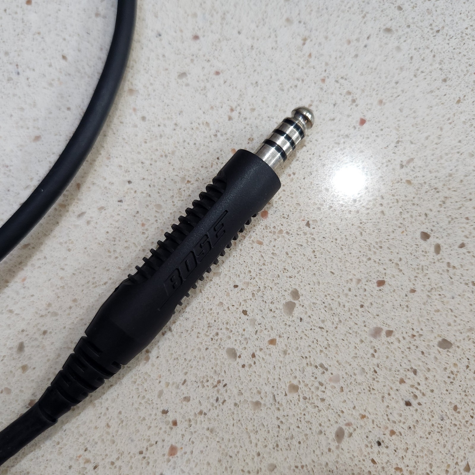Bose A20 ANR Aviation Headset w/ Single U174 Plug, No Bluetooth