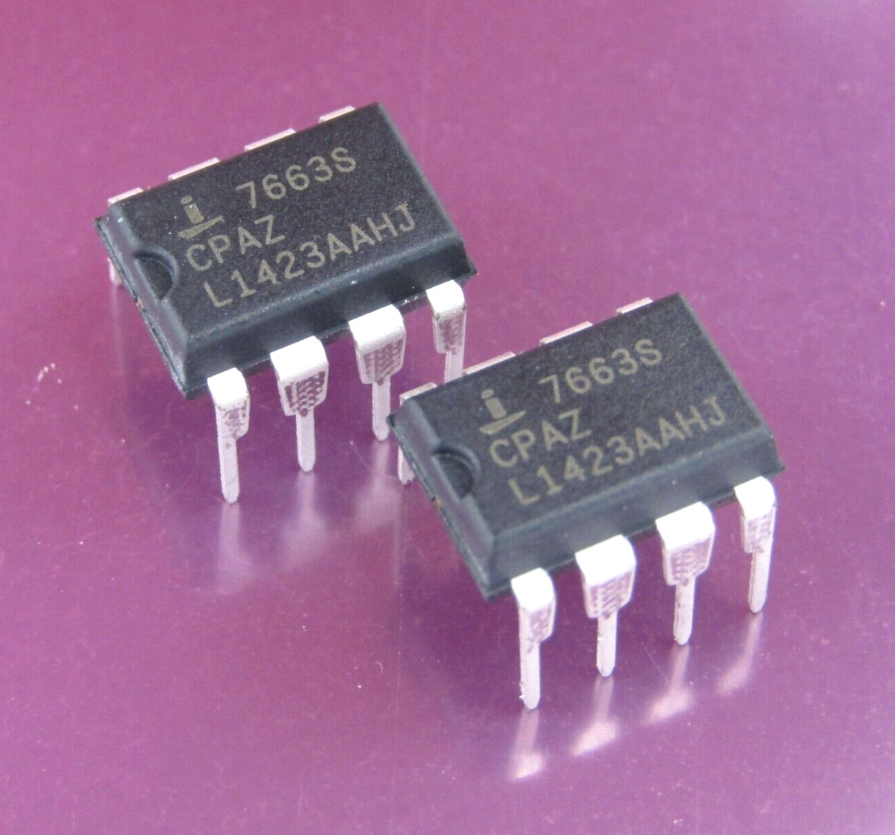 ( 2 PCS ) ICL7663SCPAZ CMOS Programmable Micropower Positive Voltage Regulator