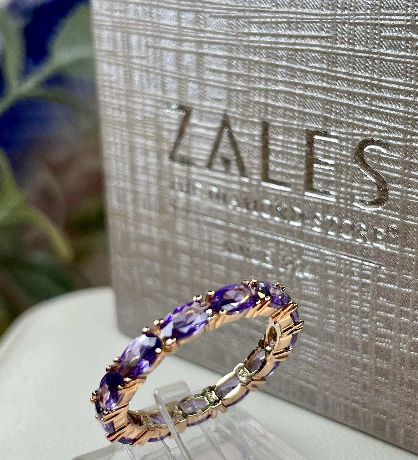 ZALES 14k SOLID Rose Gold  3CT Amethyst Eternity ring.